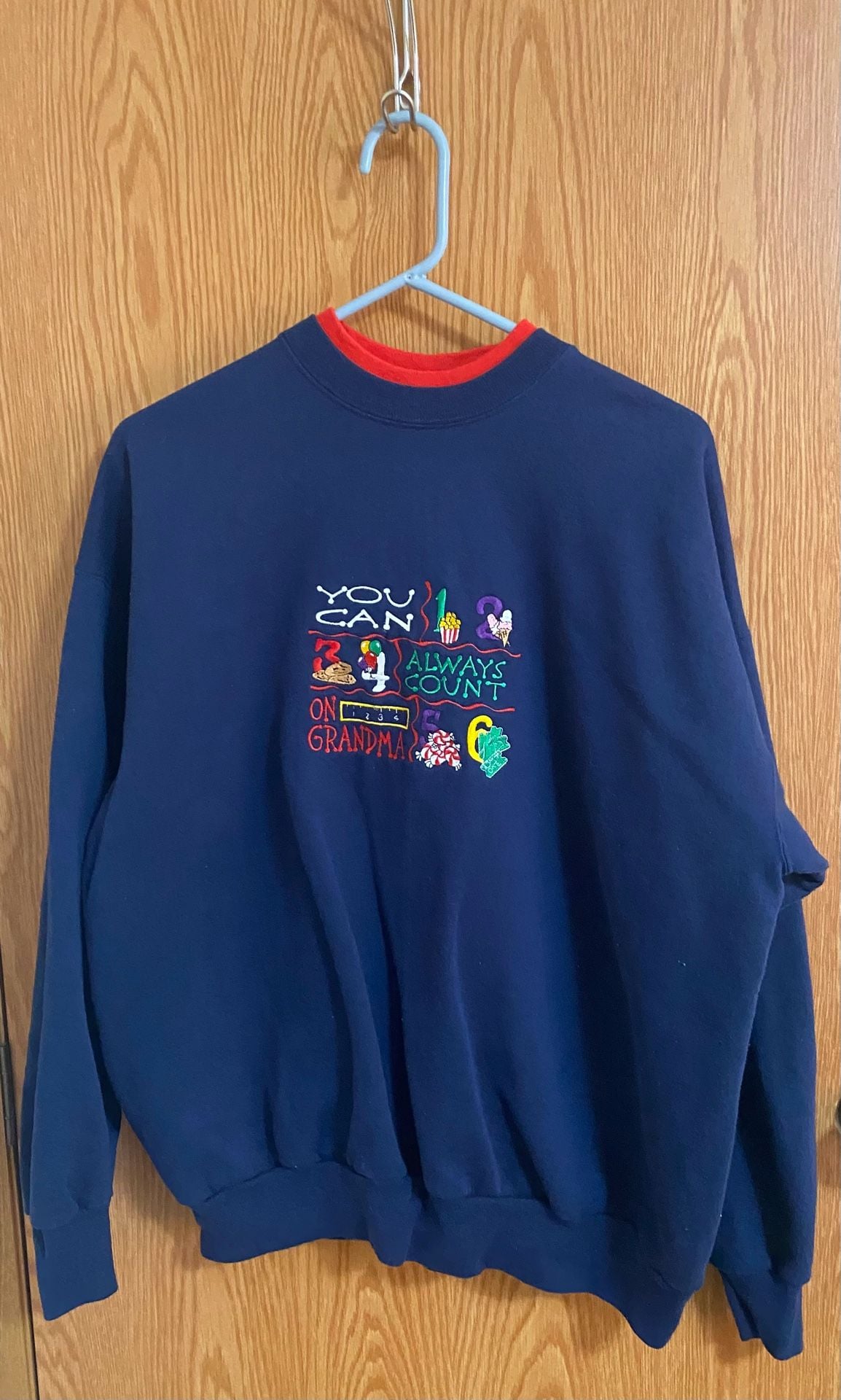 MC Energy Sportswear Grandmacore Sweatshirt Size X-Large Blue Navy 2