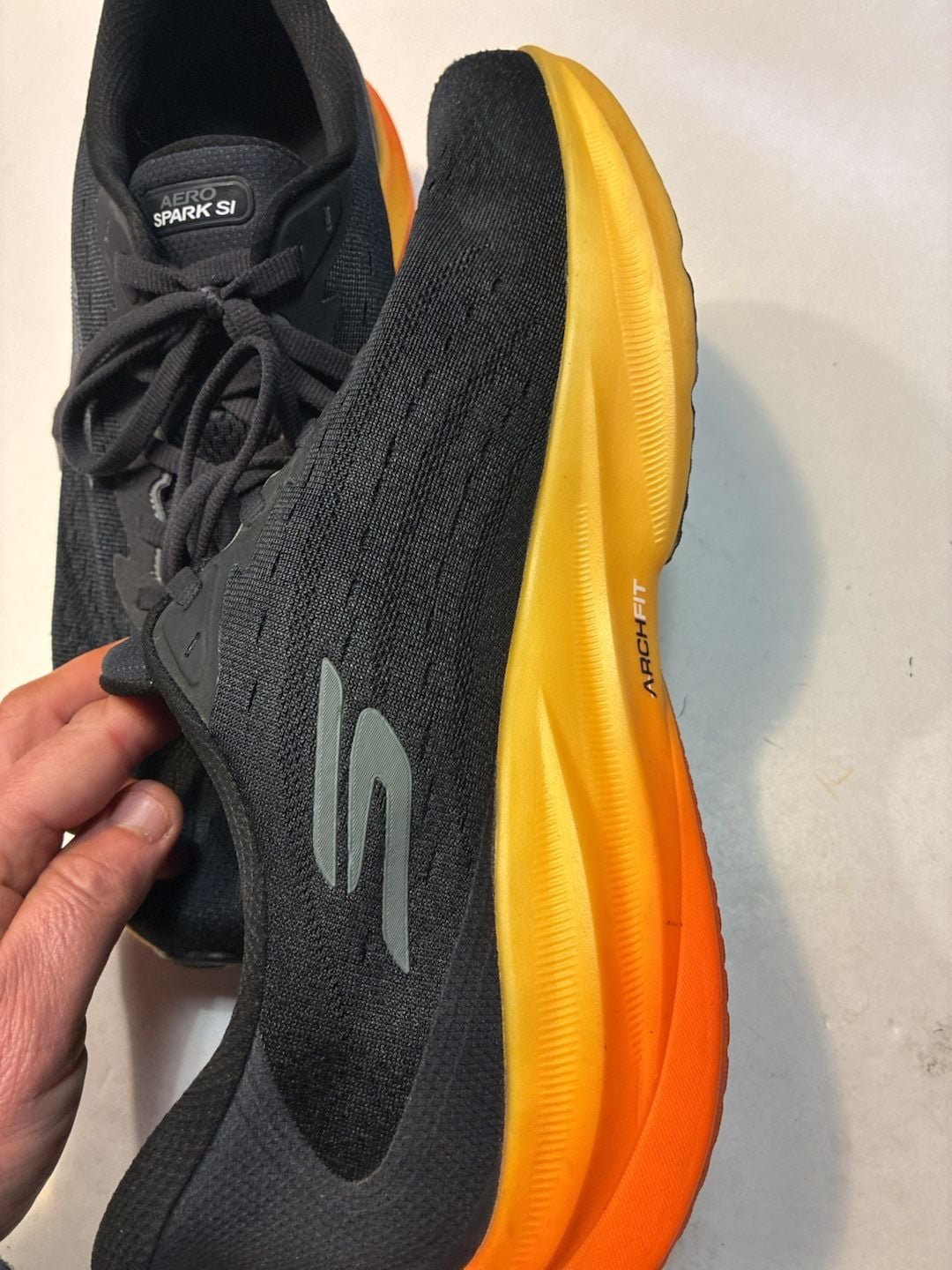 Skechers Aero Spark Sl Running Shoes Black Yellow Carbon Infused 10