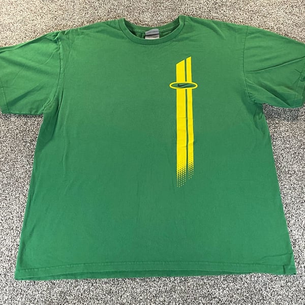 Vintage Nike Graphic T-Shirt Green Yellow Logo Oregon