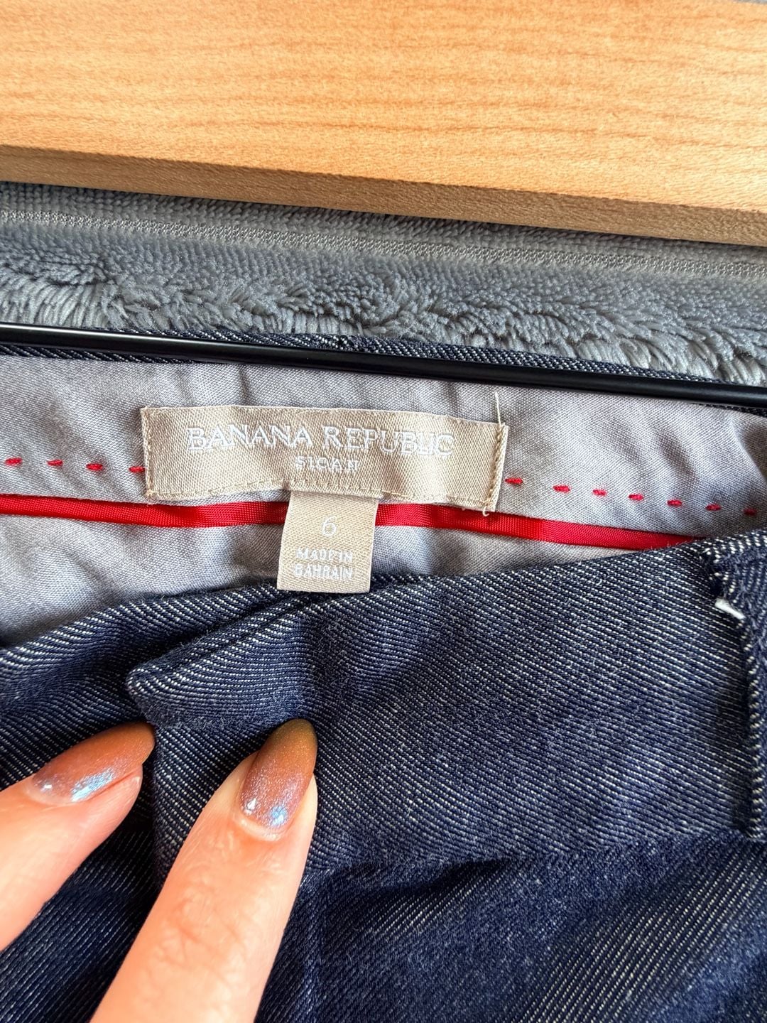 Banana Republic Women’s Sloan Pants Size 6 Blue Stretch Denim Ankle Quiet Luxury 4
