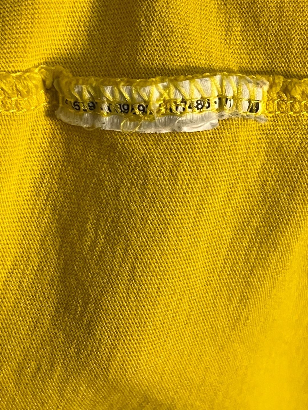 Nike Sportswear Graphic T-Shirt Size M Yellow Sci-Fi Art 003-160 5