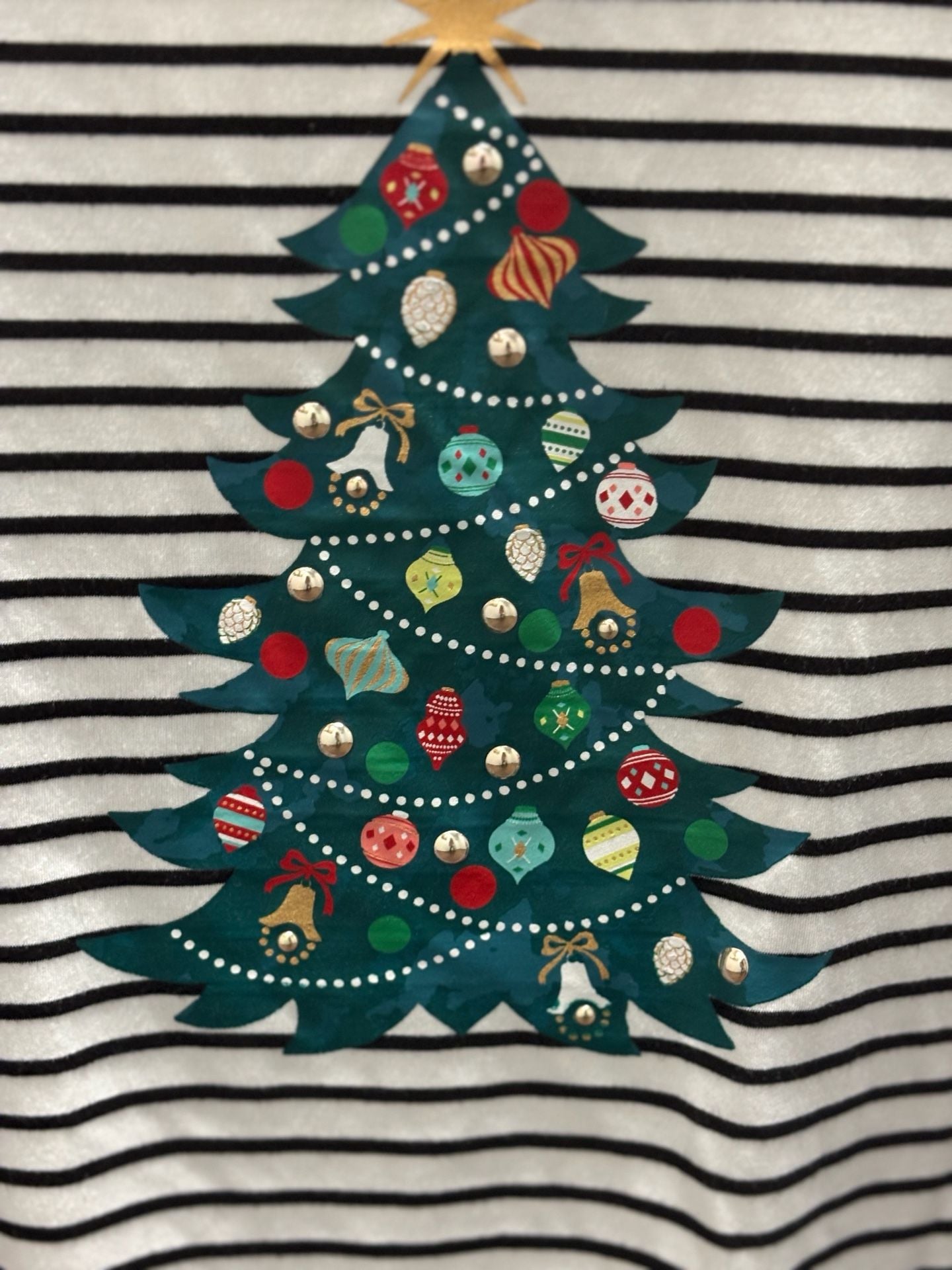 Wishing You A Very Magical Season Christmas Tree Shirt Size XL Black White 4
