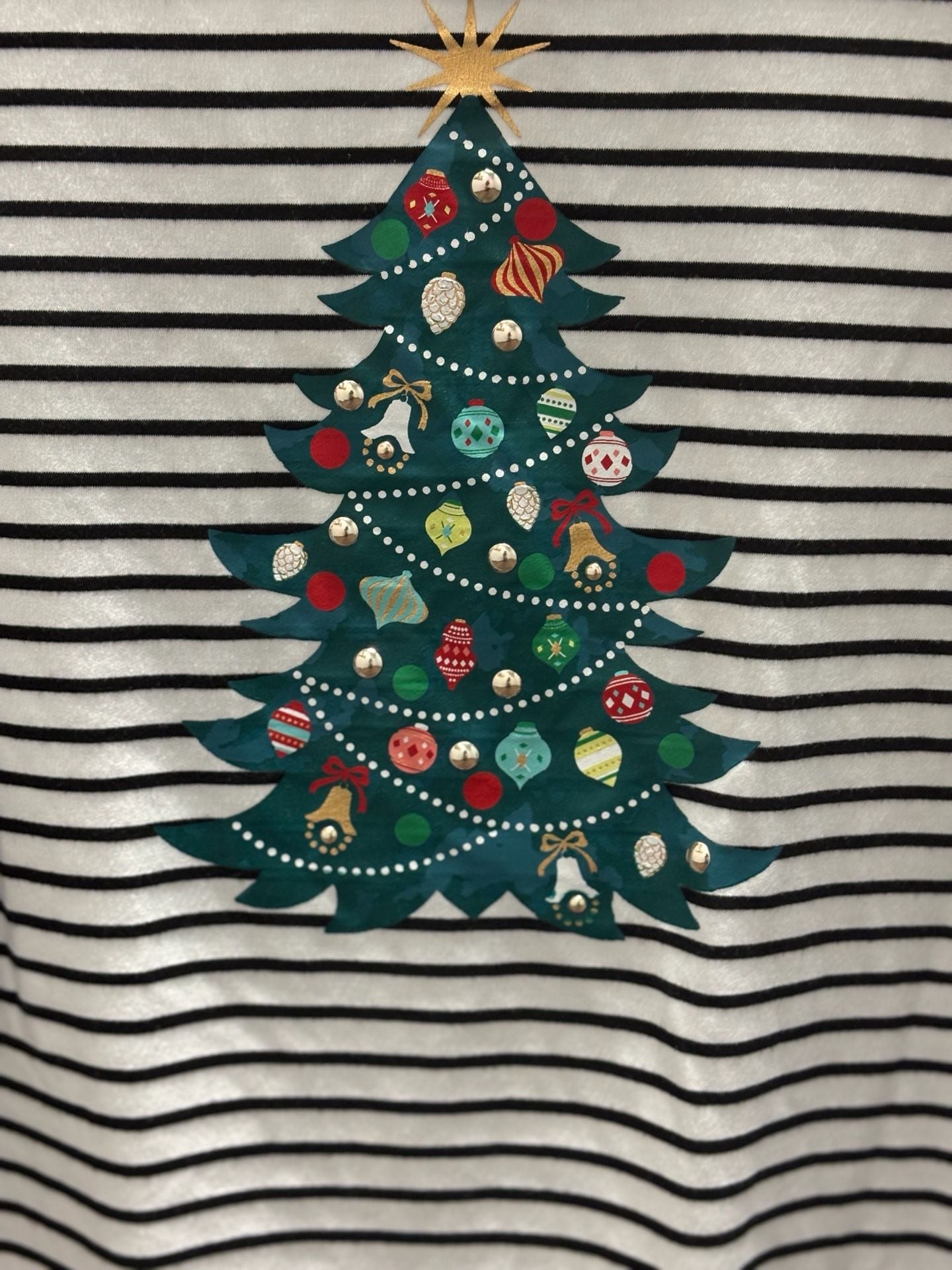 Wishing You A Very Magical Season Christmas Tree Shirt Size XL Black White 6