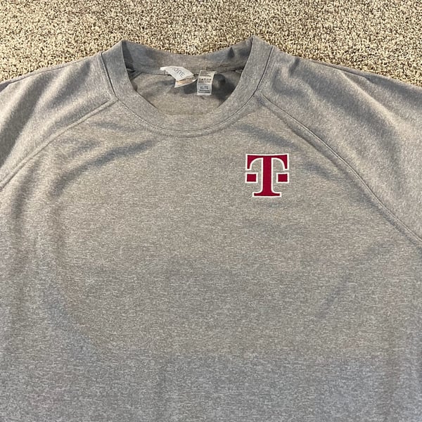 Gildan T-Mobile Performance Long Sleeve XL Gray Athletic Logo NICE!