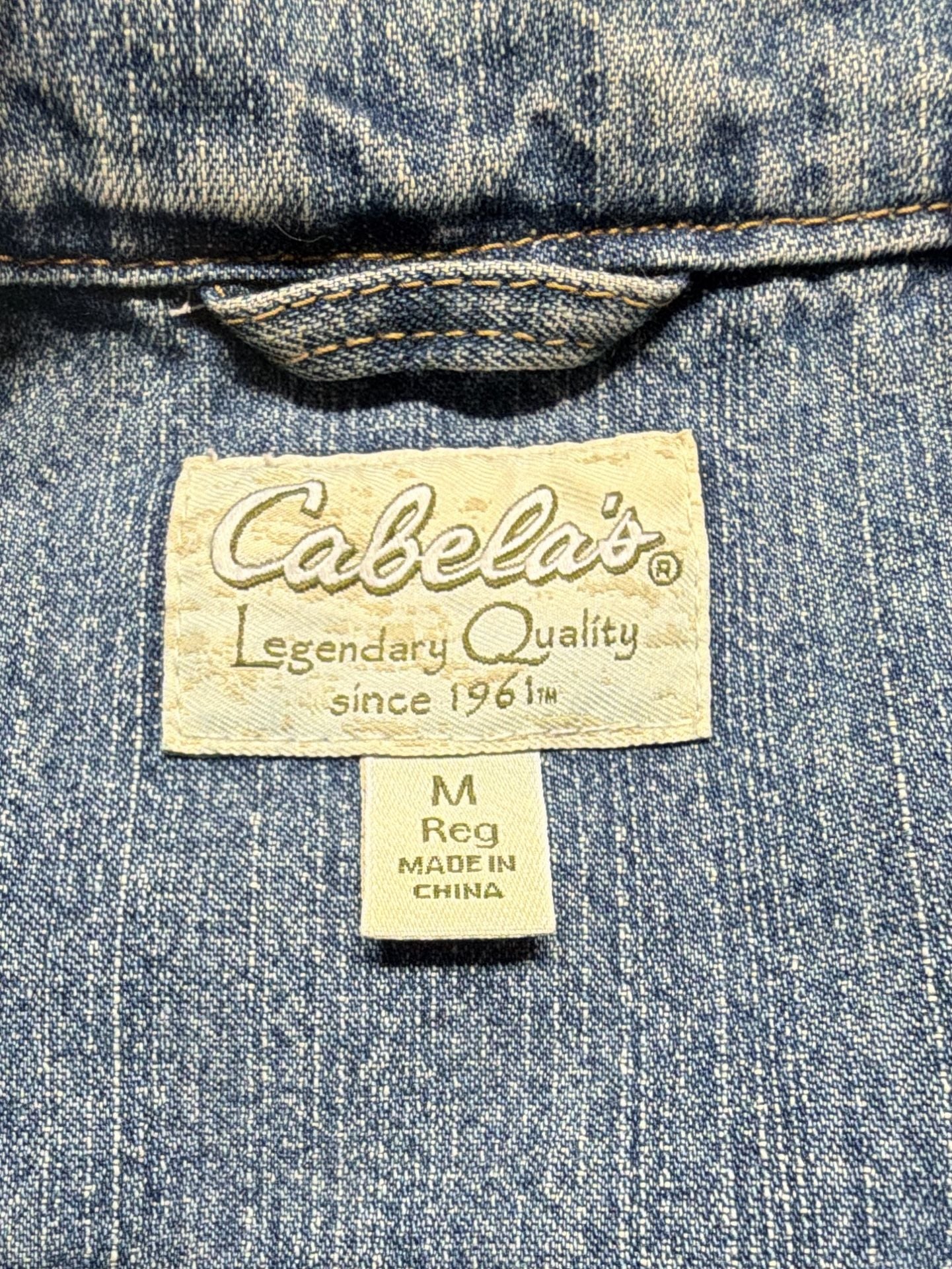 Women’s Cabella denim jean jacket size medium 100% cotton, button down 3