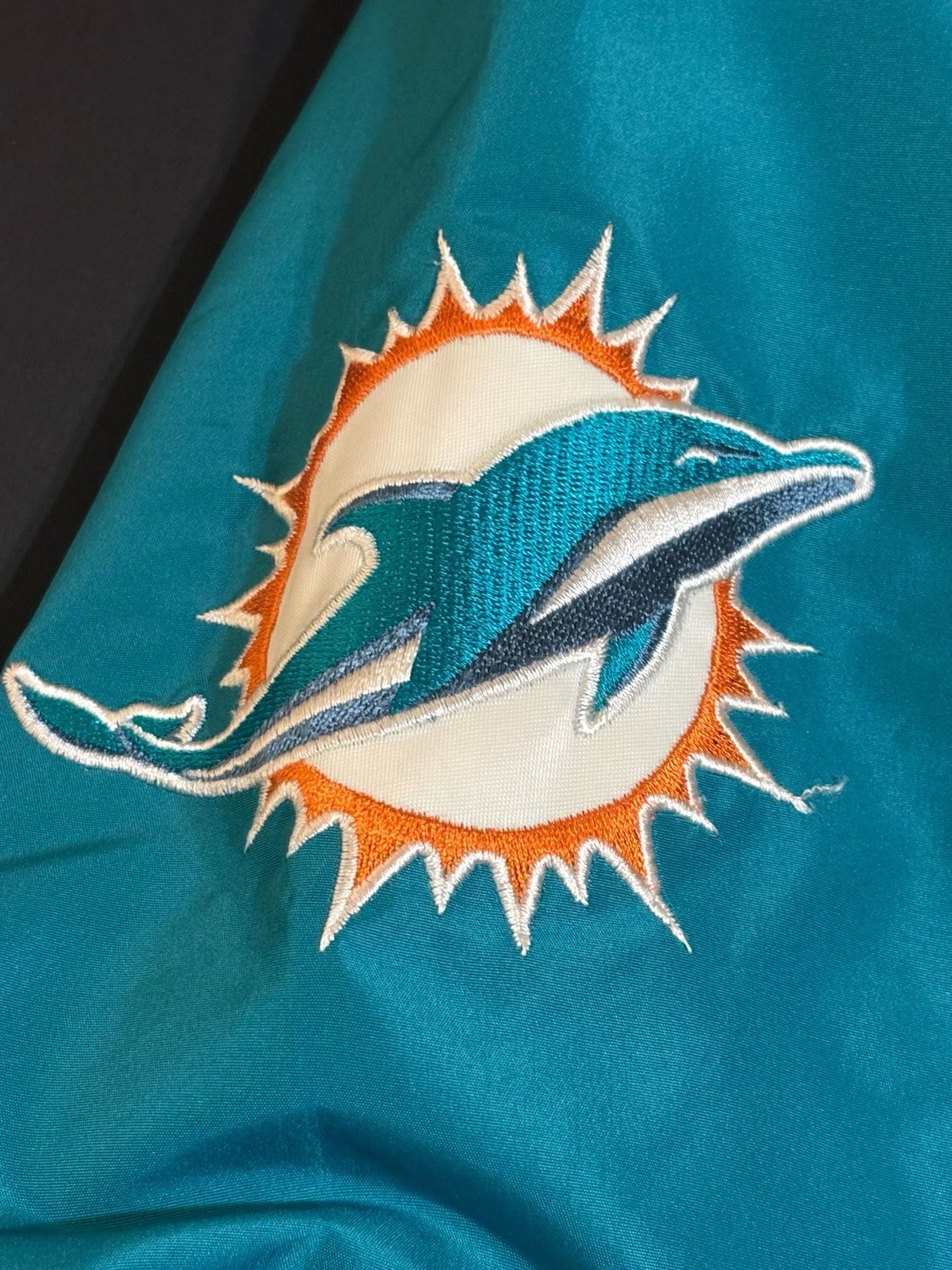 G-III Apparel Group Miami Dolphins Windbreaker Jacket Size XL Pullover 6