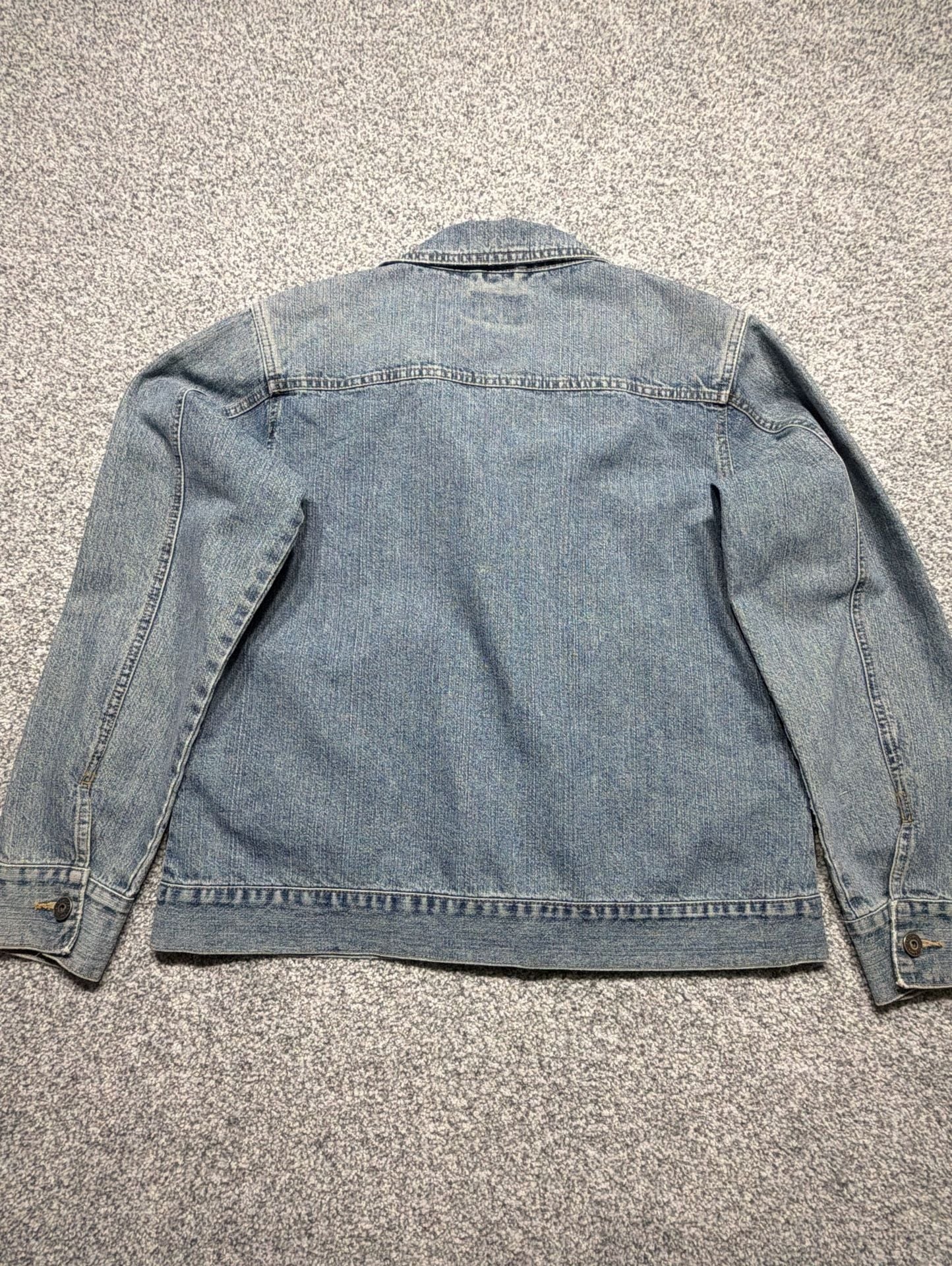 Women’s Cabella denim jean jacket size medium 100% cotton, button down 9