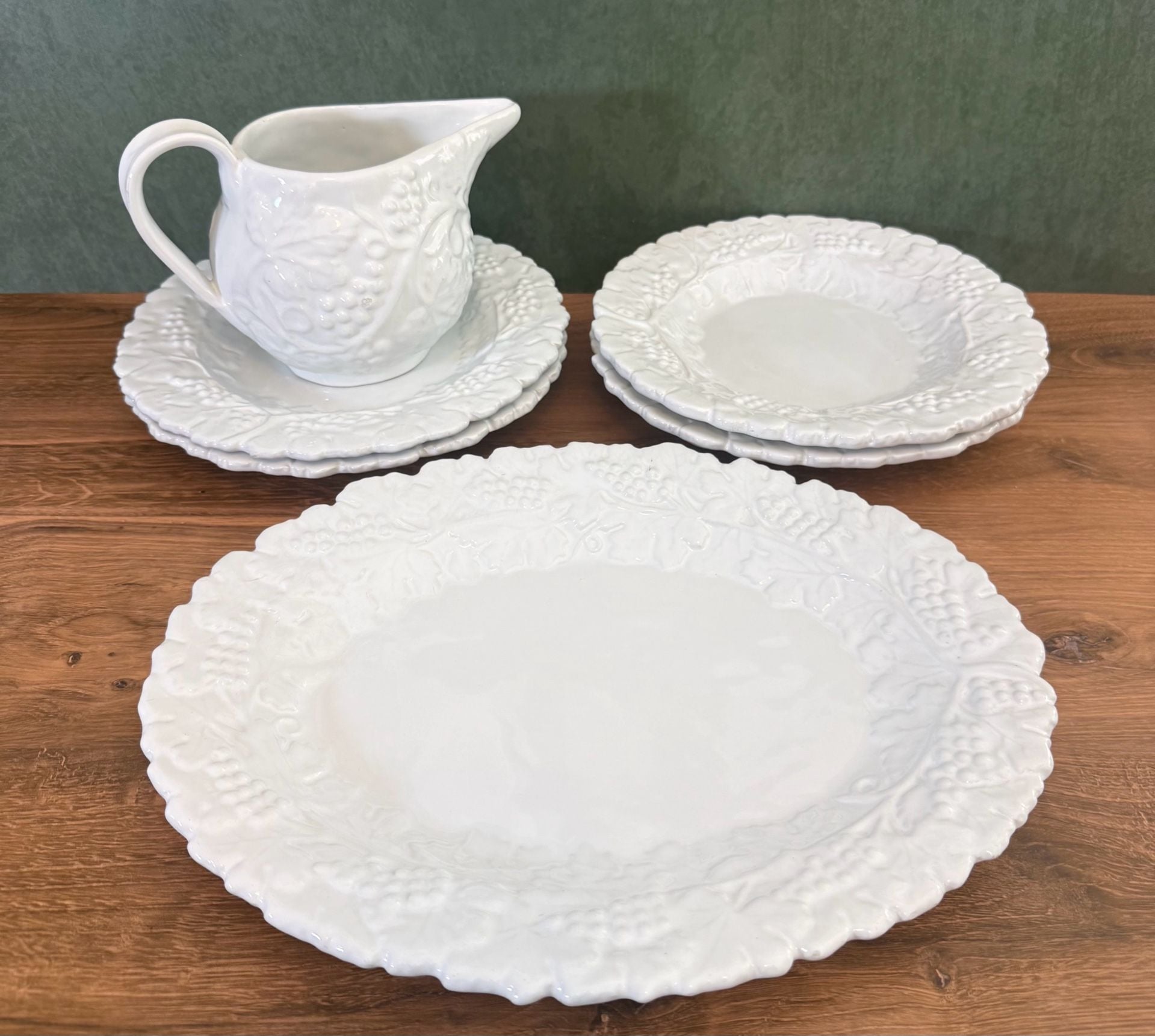 Vintage Italian Embossed White Grape Leaf Dinnerware Set 1