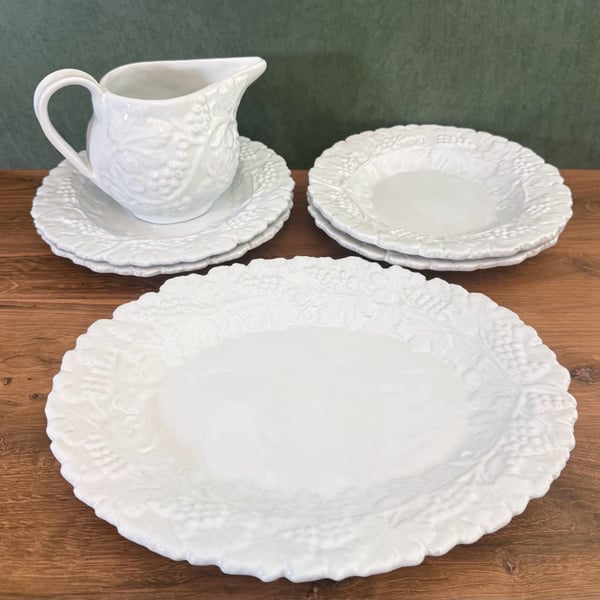 Vintage Italian Embossed White Grape Leaf Dinnerware Set