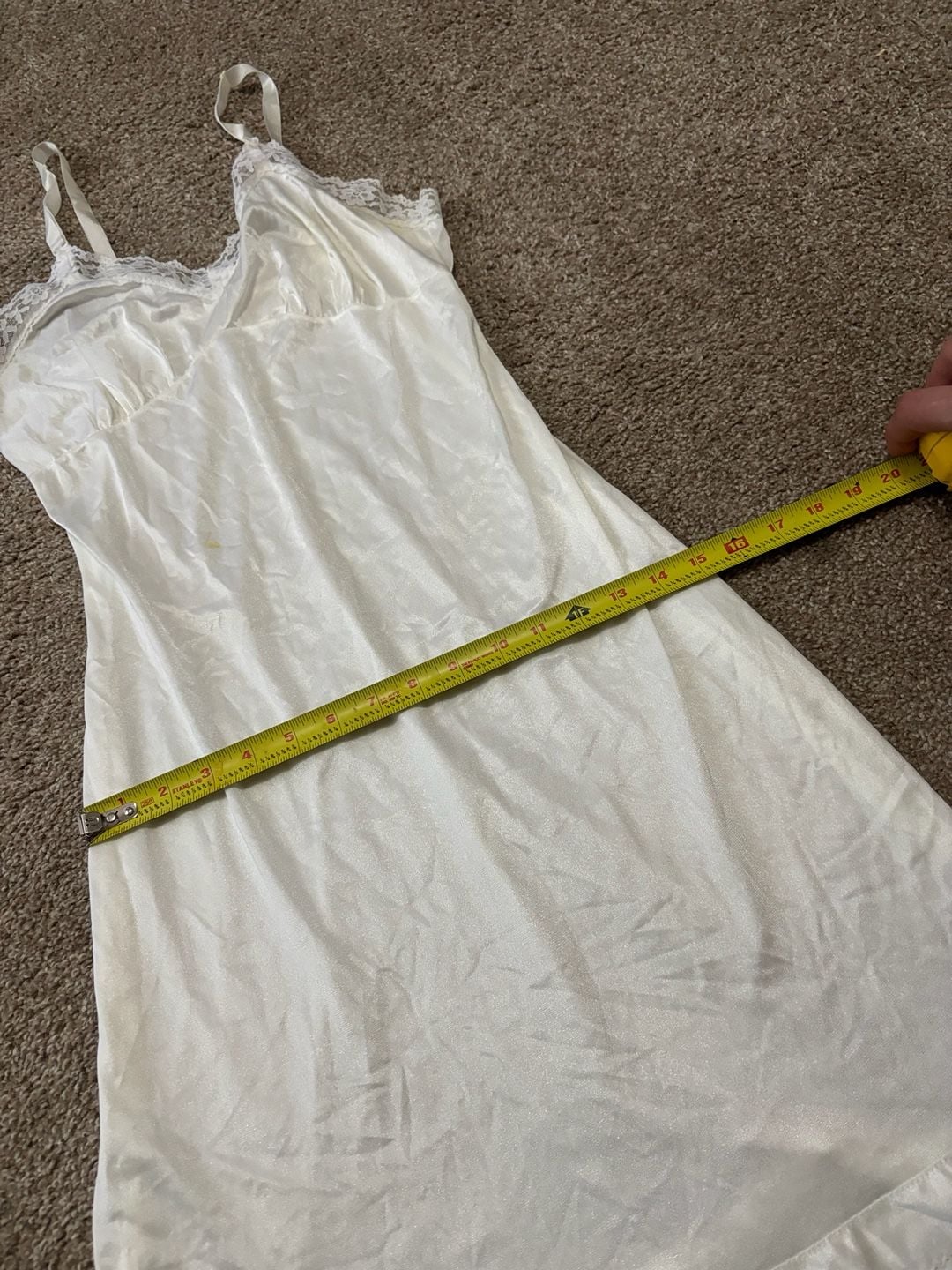 1980s Vintage ILGWU Slip Dress Size 32 White Nylon Lace Trim Nightgown Lingerie 3