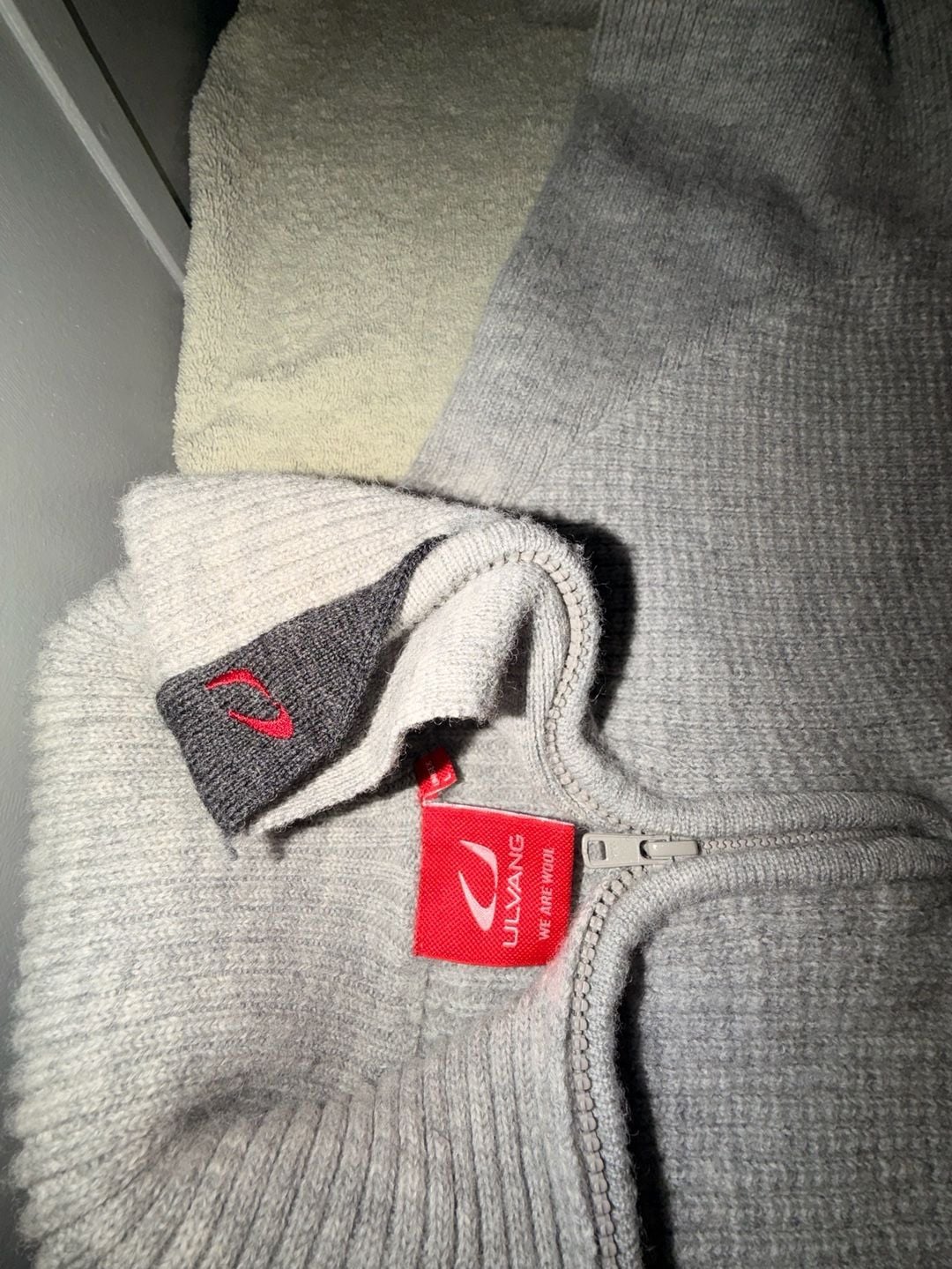 Ulvang 1/4 Zip Gray Wool Sweater 10