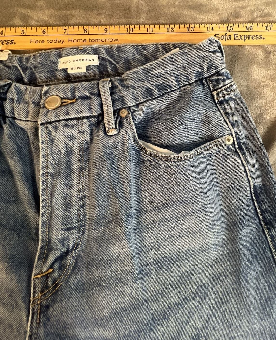 Good American Jeans Size 6 / 28 Blue Distressed High Rise Denim 4