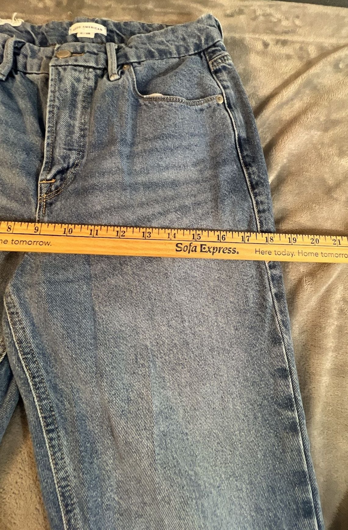 Good American Jeans Size 6 / 28 Blue Distressed High Rise Denim 6