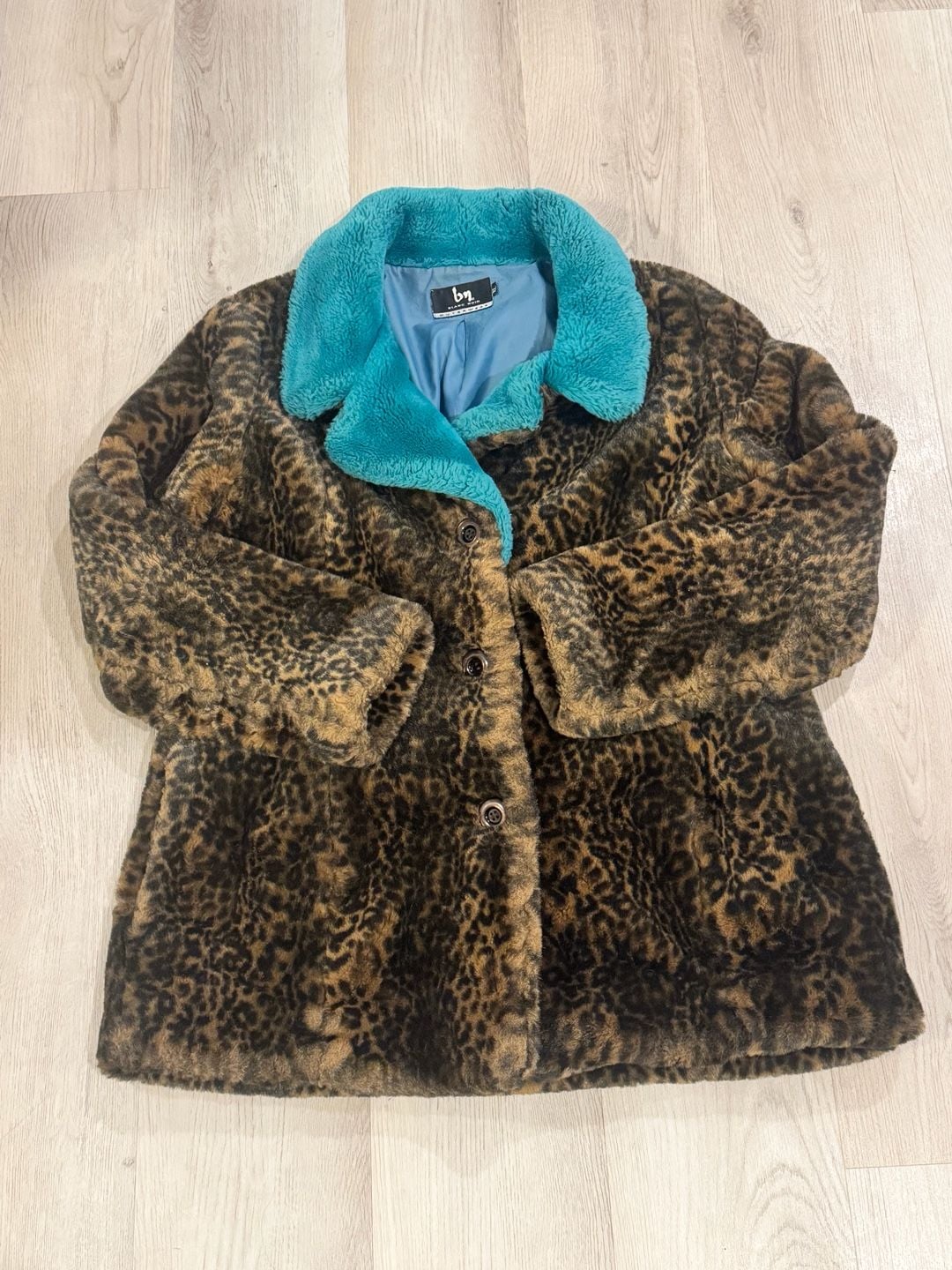 Blanc Noir Faux Fur Leopard Coat Size XL Teal Collar 2