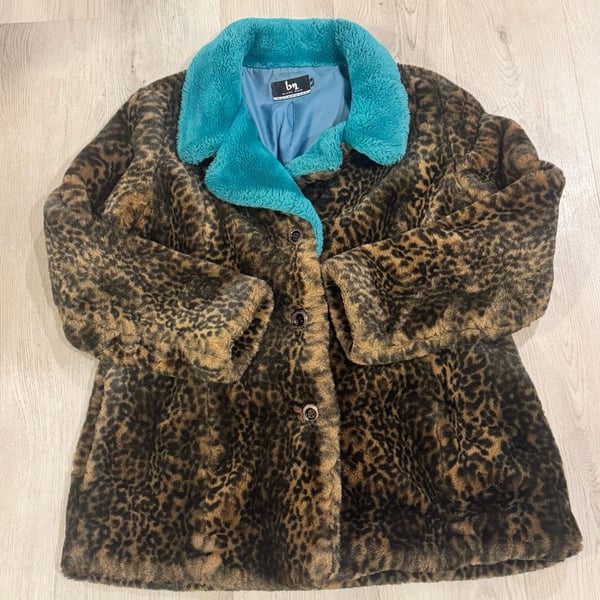 Blanc Noir Faux Fur Leopard Coat Size XL Teal Collar