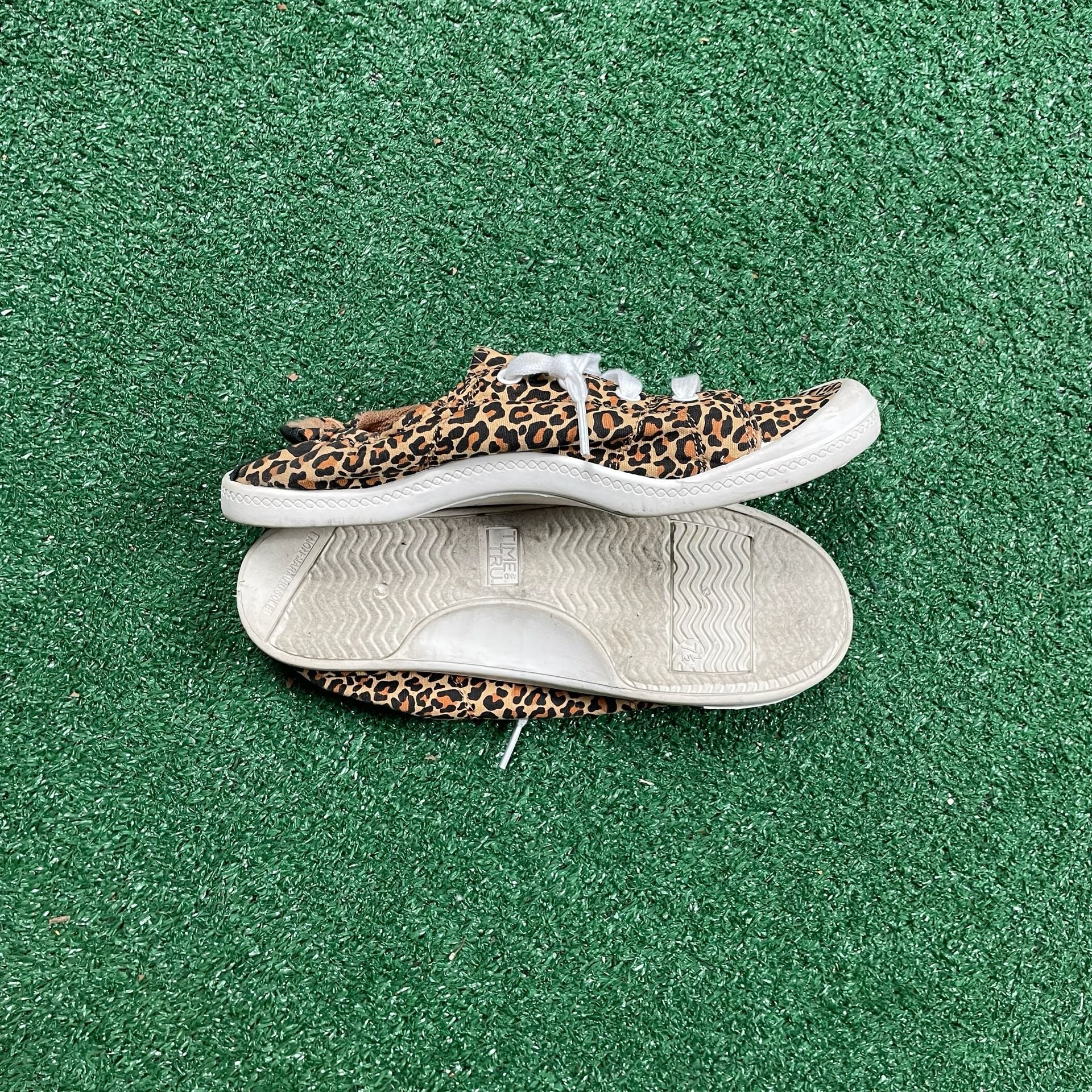 Lucky Brand womens Dansbey Casual Sneaker 3