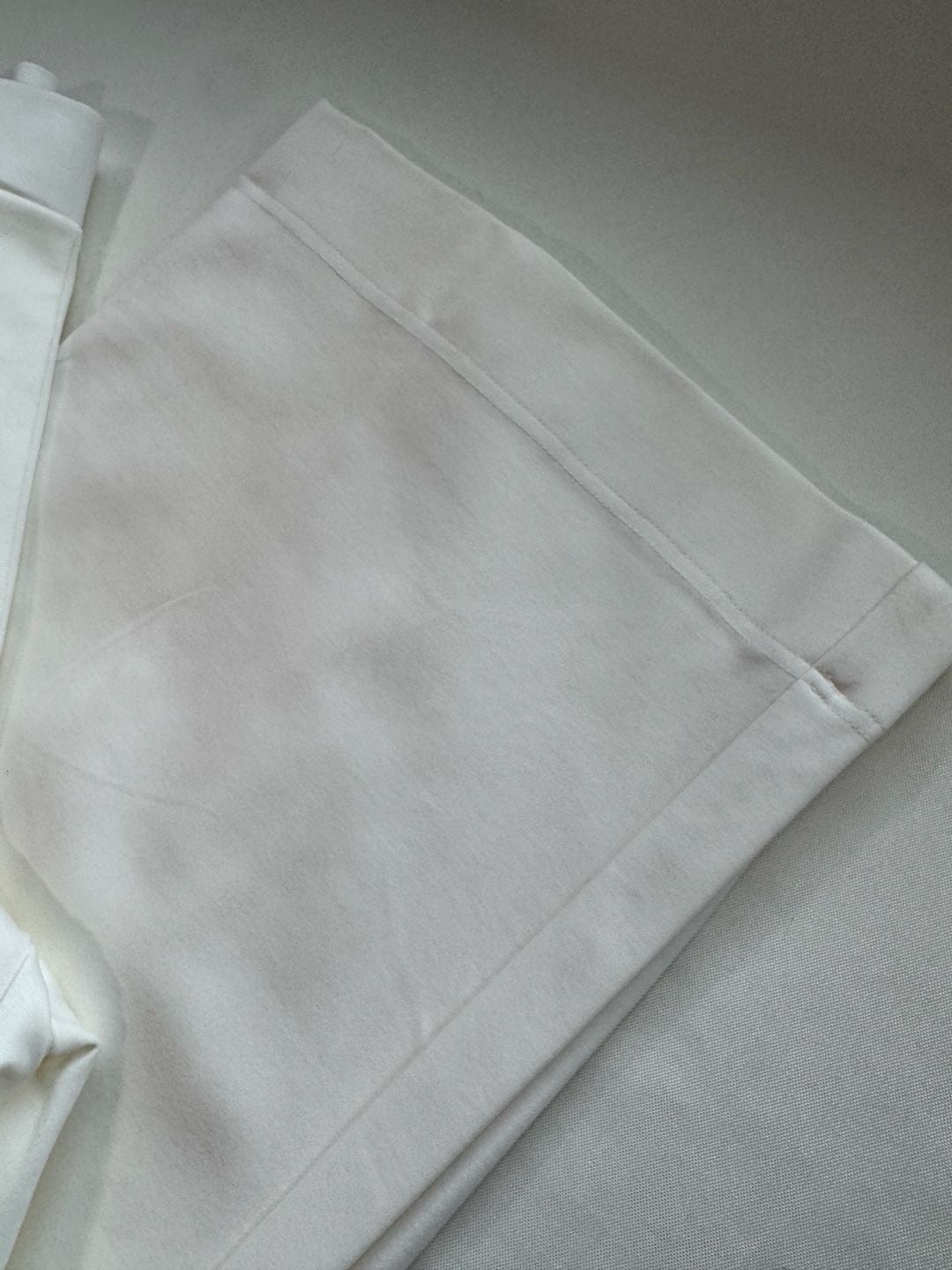 White Wide Leg Pull On Pants Quiet Luxury Minimalist Size XL 2
