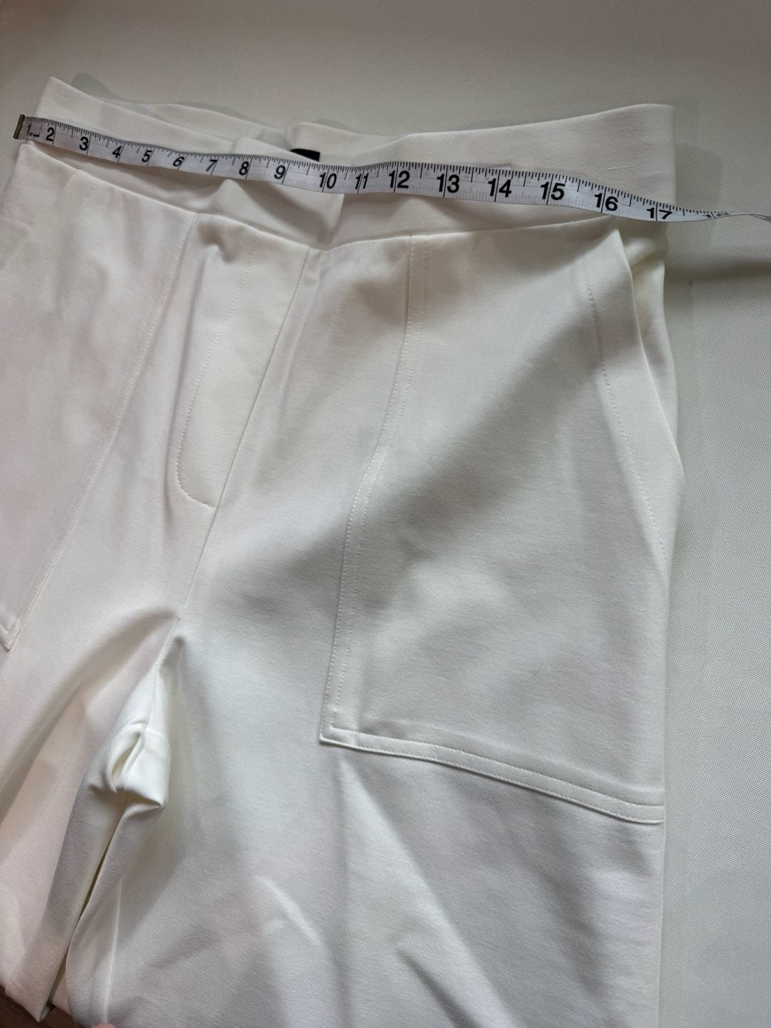 White Wide Leg Pull On Pants Quiet Luxury Minimalist Size XL 4