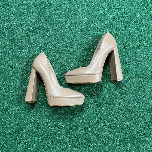 Steve Madden Platform High Heel Pumps Size 6M Beige Leather Chunky Block