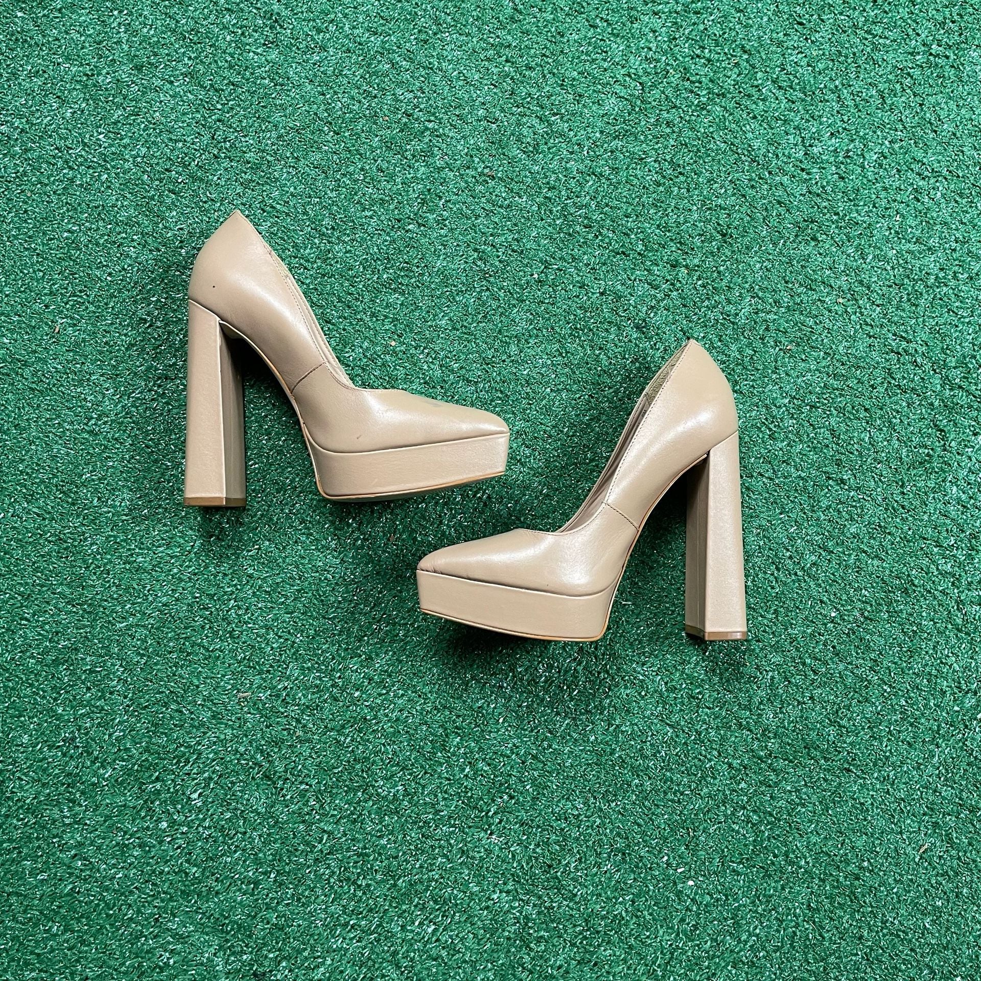 Steve Madden Platform High Heel Pumps Size 6M Beige Leather Chunky Block 3