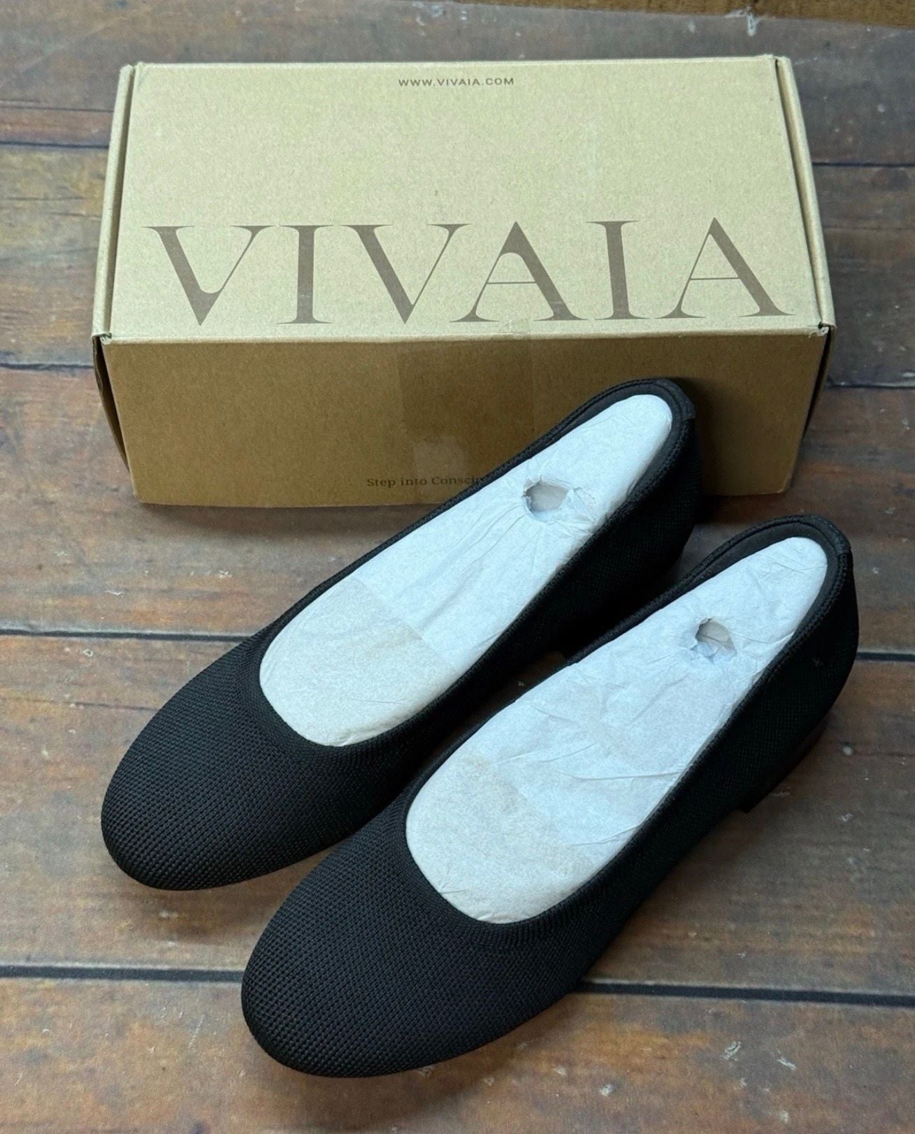 Vivaia Barbara Block Heel Flats Size 37 US 6.5 Black Knit 4