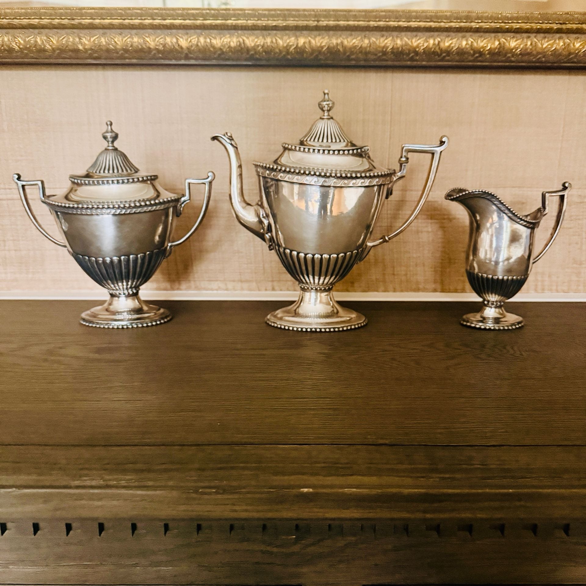 Vintage Reed & Barton 1941 Silver Plated Tea And Coffee Service Set Of Three 4