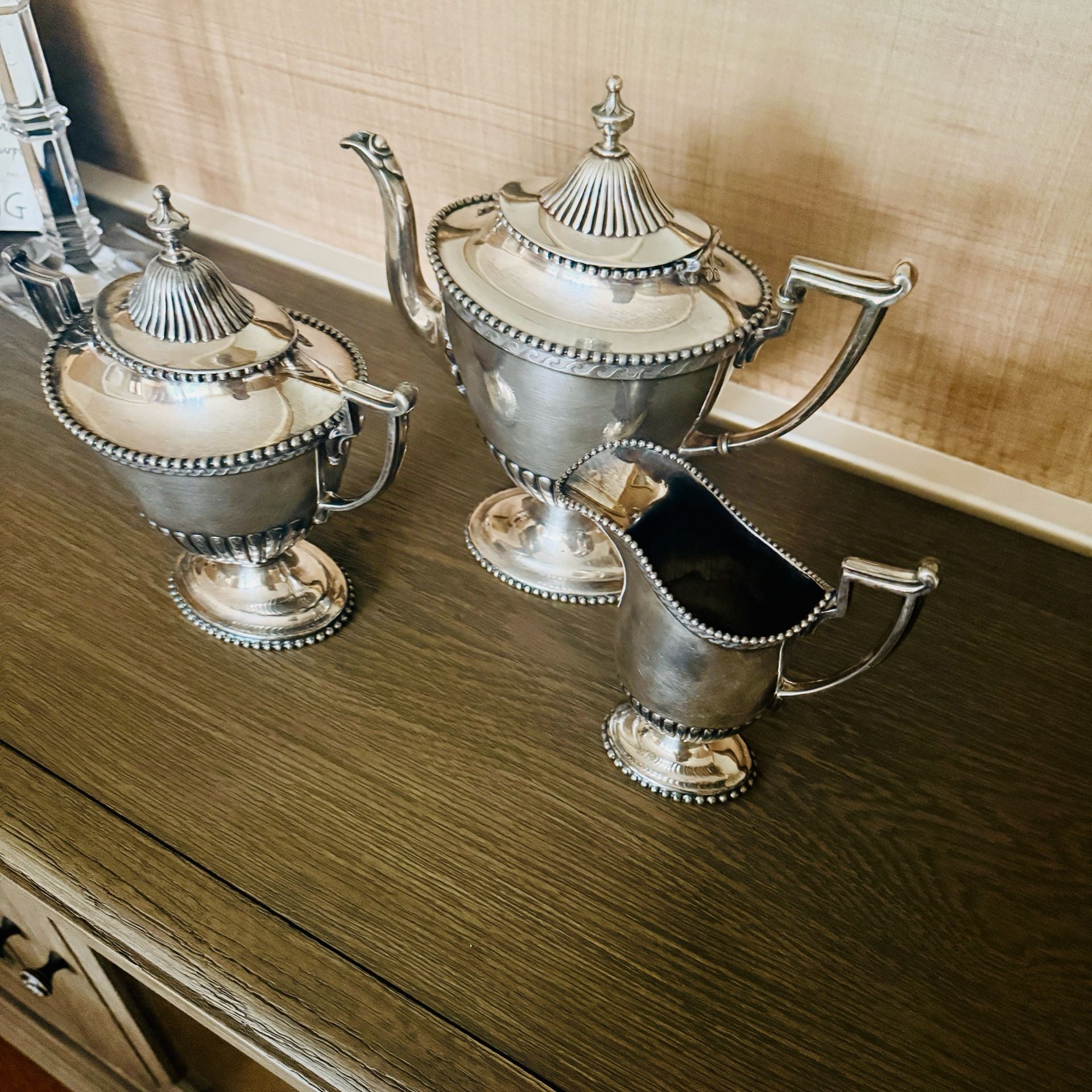 Vintage Reed & Barton 1941 Silver Plated Tea And Coffee Service Set Of Three 9