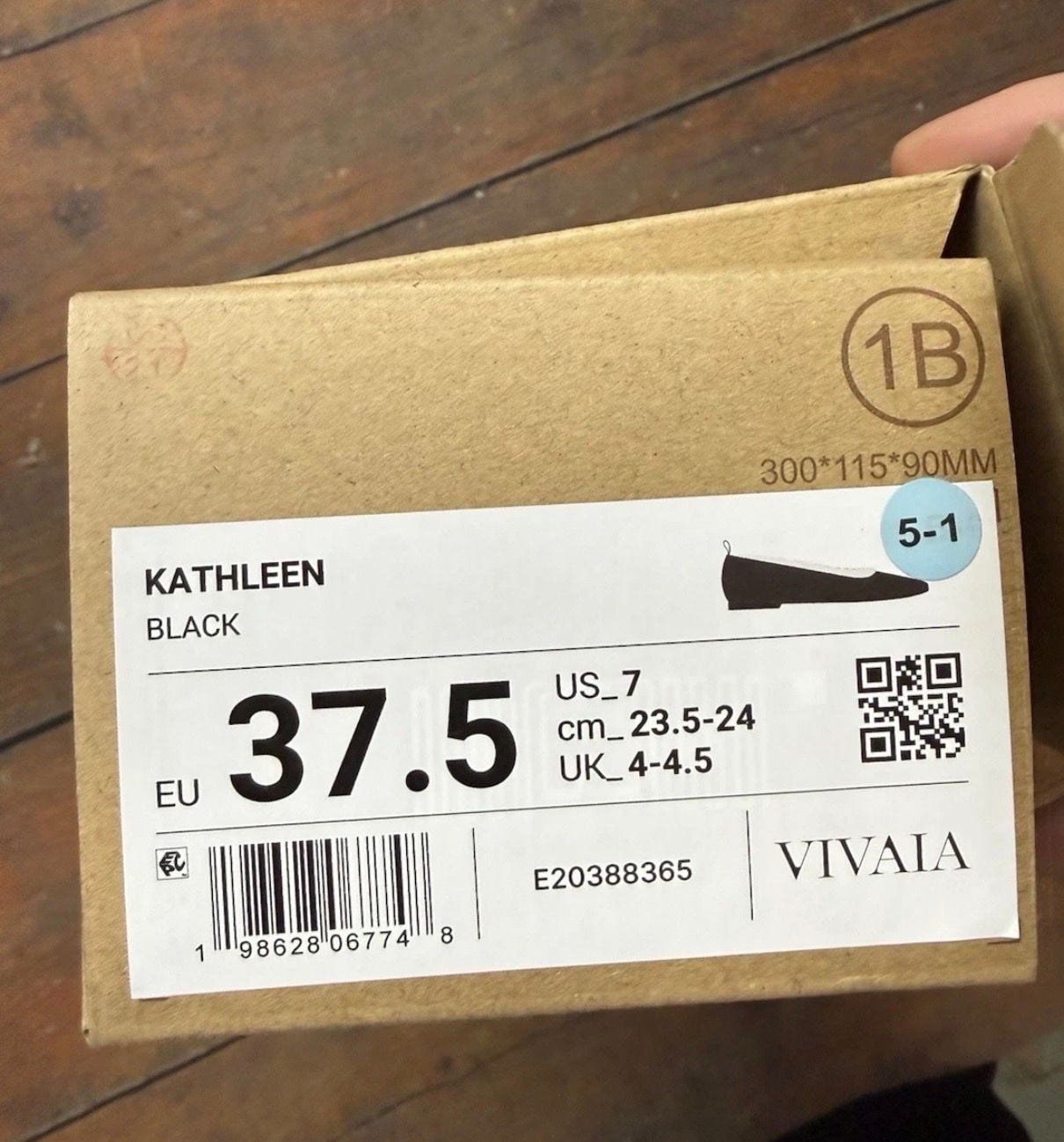 Vivaia Kathleen Size US 7 Black Knit Ballet Flats Shoes With Box 4