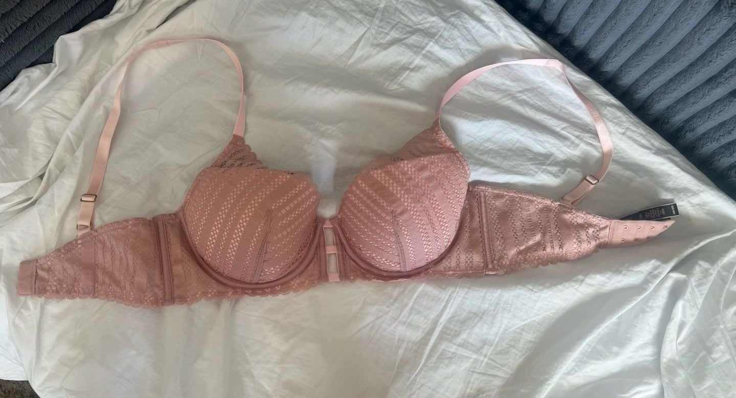 Victoria's Secret Lined Plunge Bra Size 34D Pink Lace 2