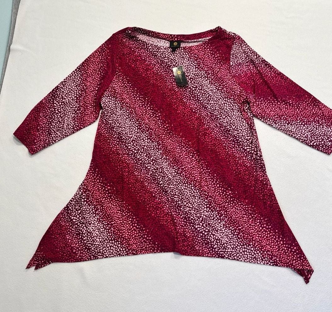 JM Collection 3X Pink Jacquard Sharkbite Tunic Top 3/4 Sleeve NWT

 9