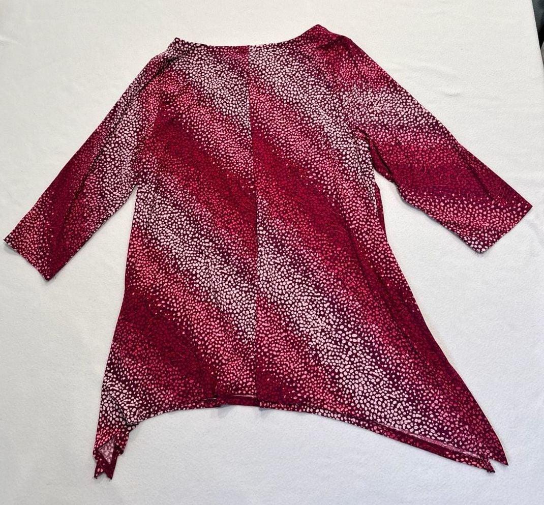 JM Collection 3X Pink Jacquard Sharkbite Tunic Top 3/4 Sleeve NWT

 10