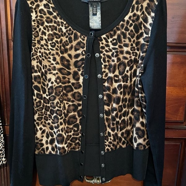 White House Black Market Cardigan Size S Leopard print