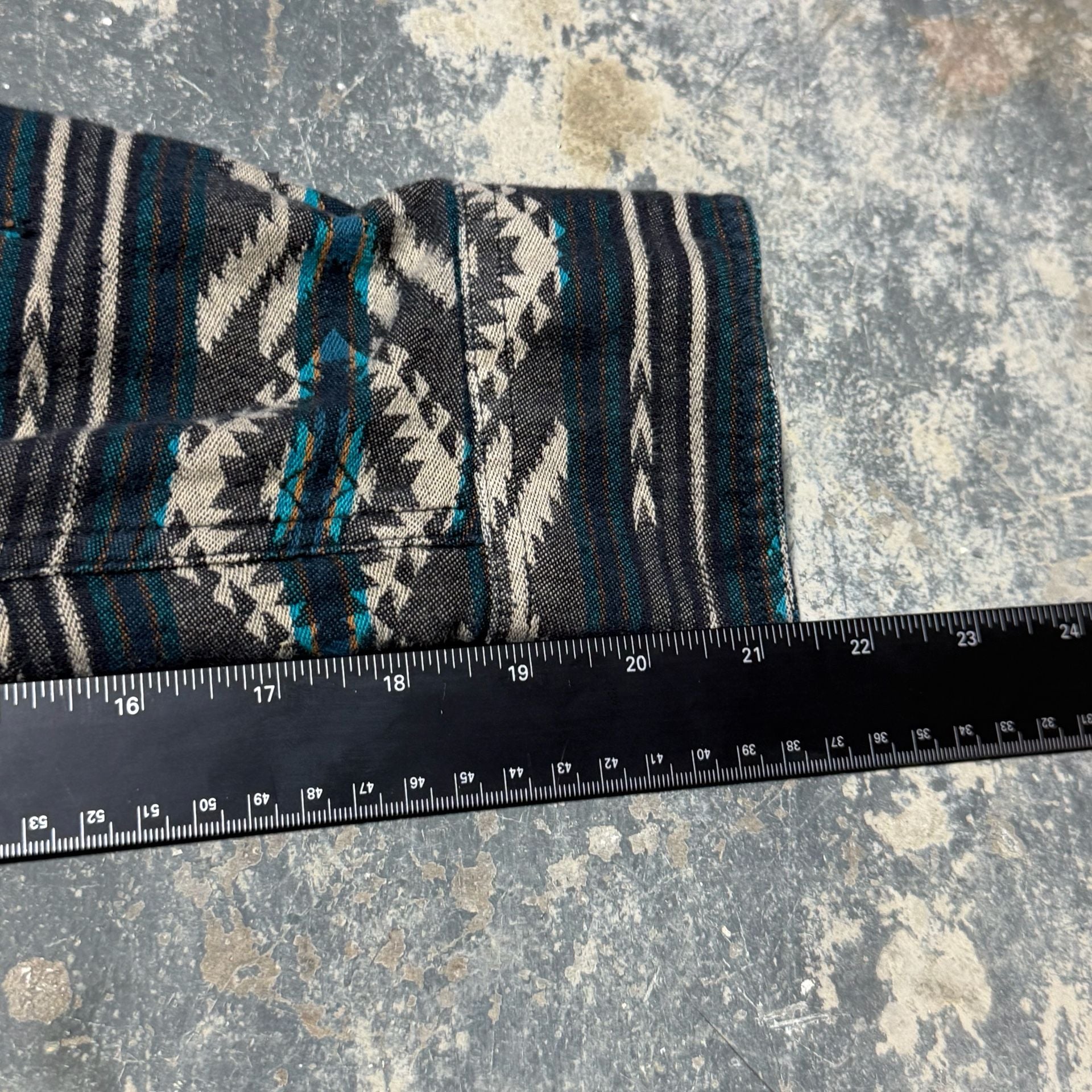 Ariat Harper Retro Fit Aztec Long Sleeve Shirt 7
