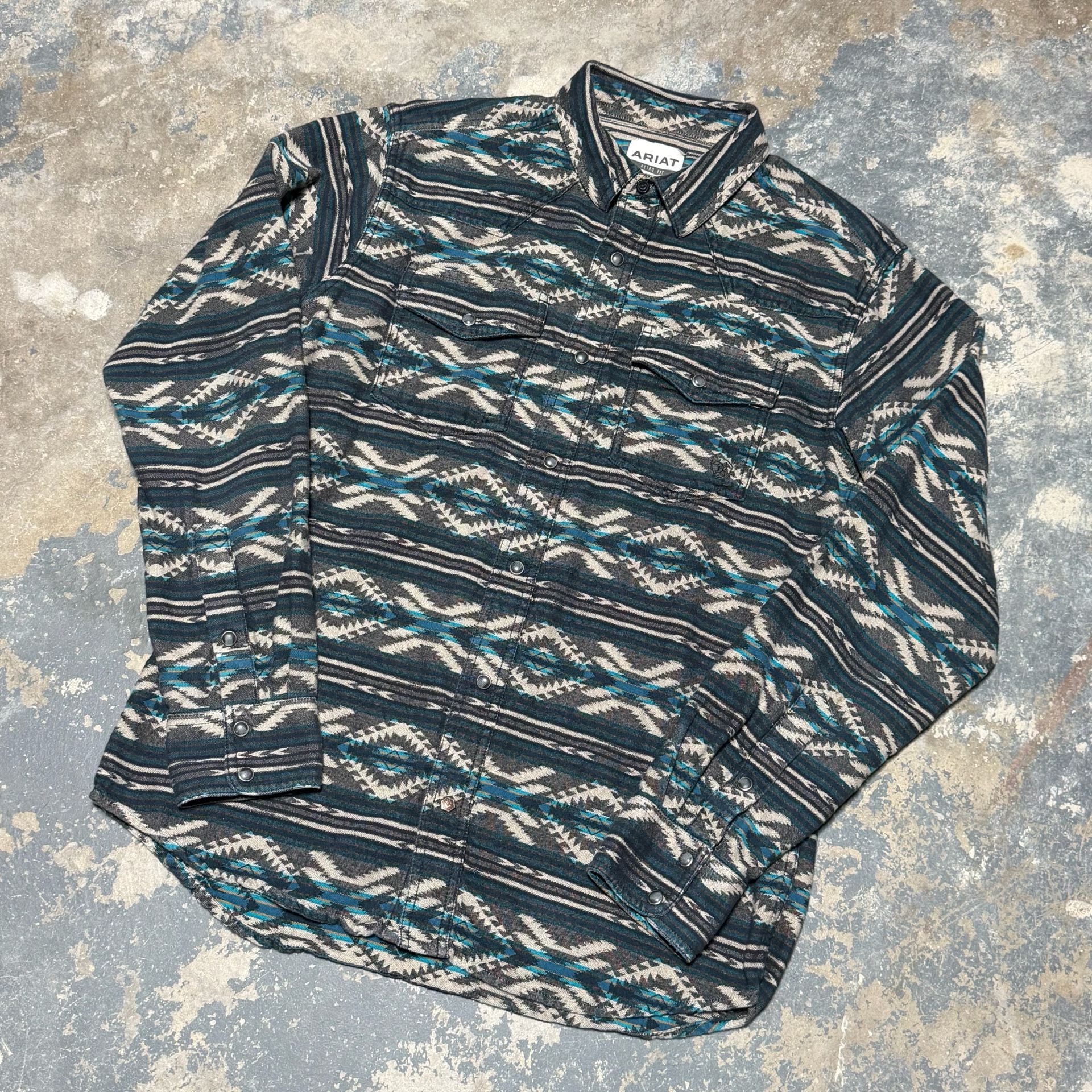 Ariat Harper Retro Fit Aztec Long Sleeve Shirt 8