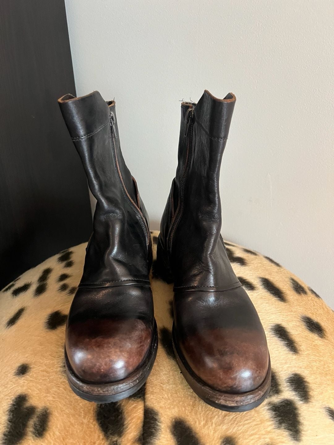Shoto Leather Zip Boots Size 35 Distressed Black Brown Ankle Boots 10