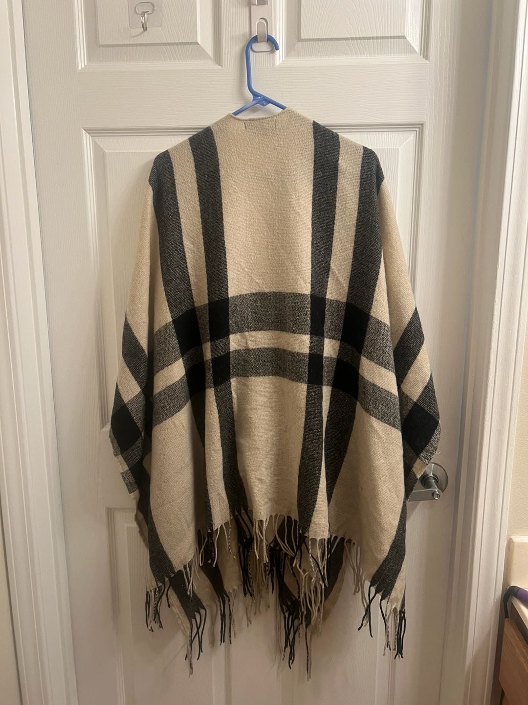 Banana Republic Plaid Wrap Poncho One Size Beige Black NLM0304S Boho 5
