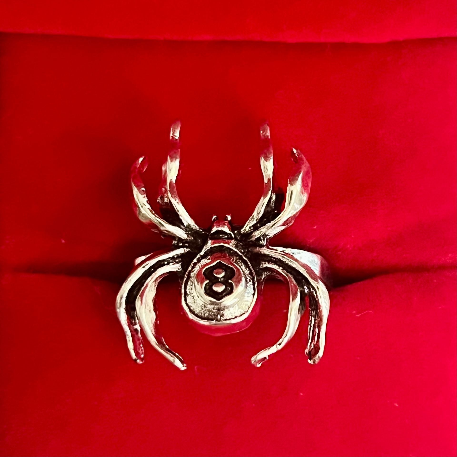 Silver Spider 8 Ball Ring Size 7 2