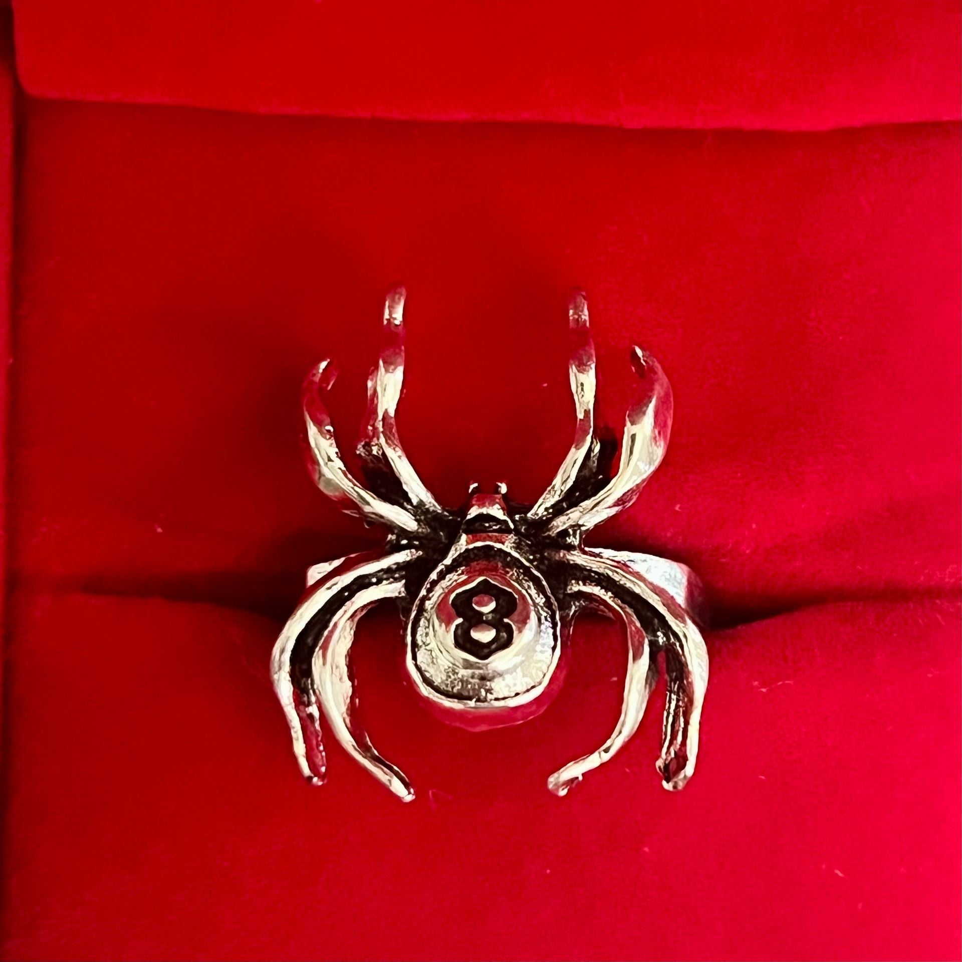 Silver Spider 8 Ball Ring Size 7 3