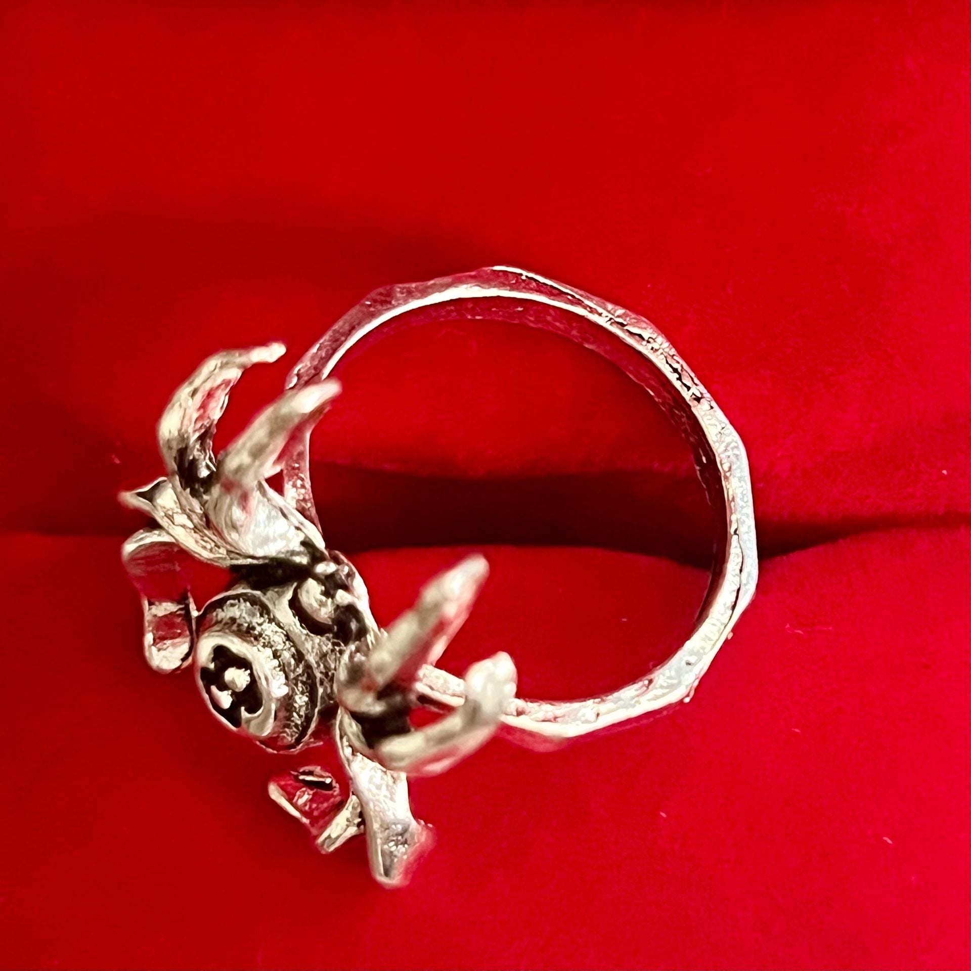 Silver Spider 8 Ball Ring Size 7 4