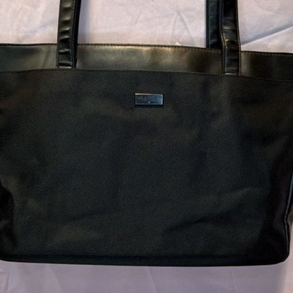 U.S. Luggage New York Tote Laptop Bag Black