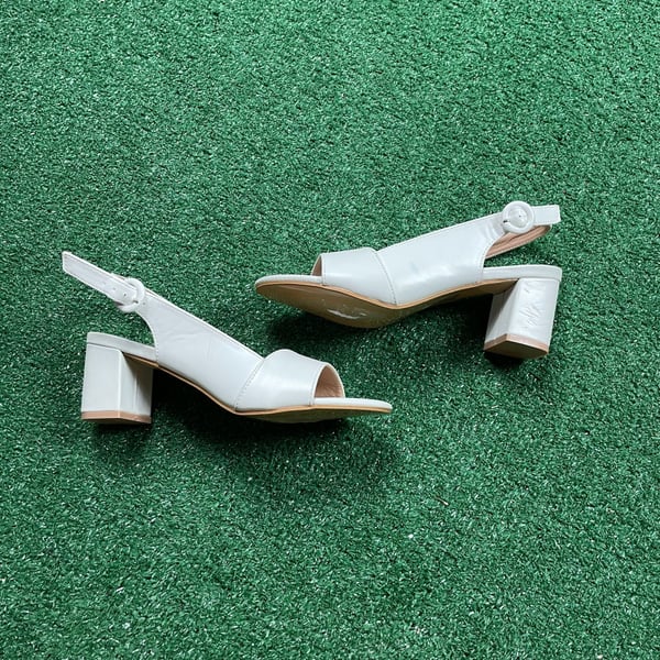 Unbranded Slingback Block Heel Sandals Size 39 White Open Toe