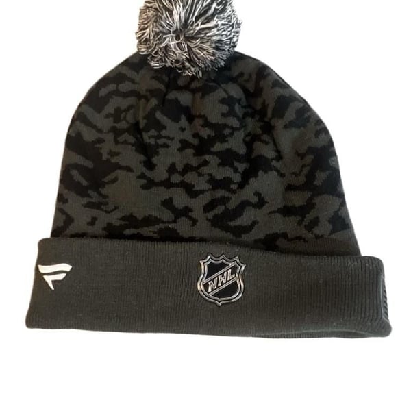 Fanatics Columbus Blue Jackets Military Appreciation Cuffed Knit Hat Pom