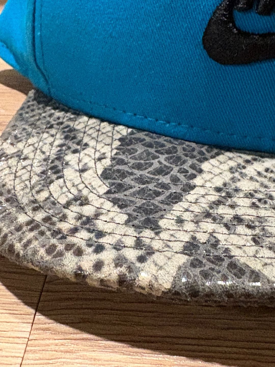 Nike SB Icon Pro Snapback Hat One Size Blue Black Snake Print 5