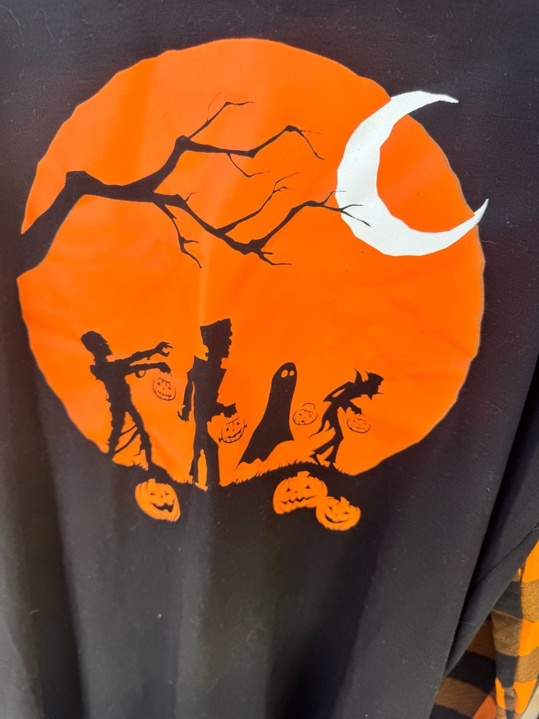 LuLaRoe Hudson Long Sleeve Size S Halloween Orange Moon Graphic Tee 4
