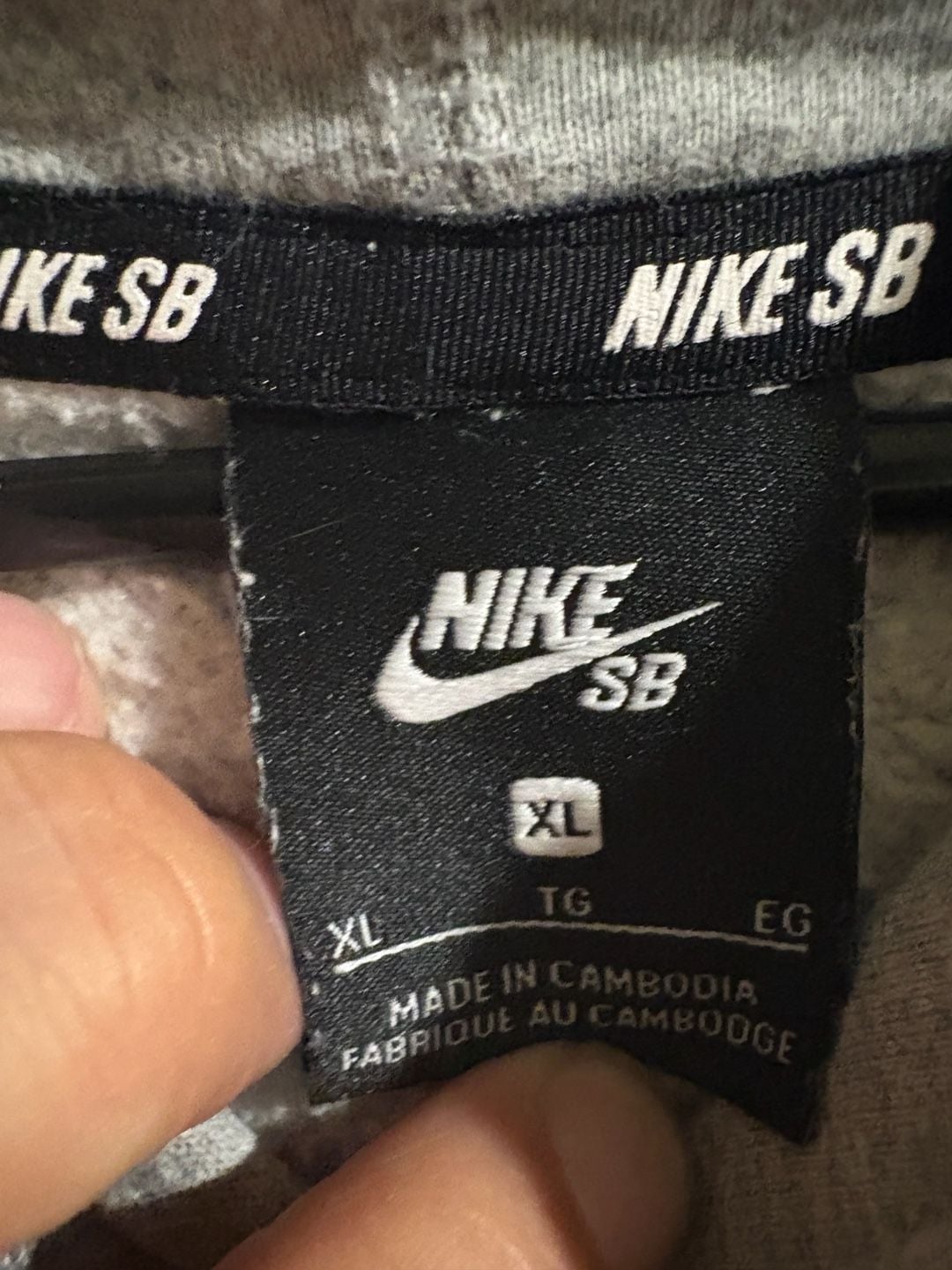 Nike SB Pullover Hoodie Grey Heather 9