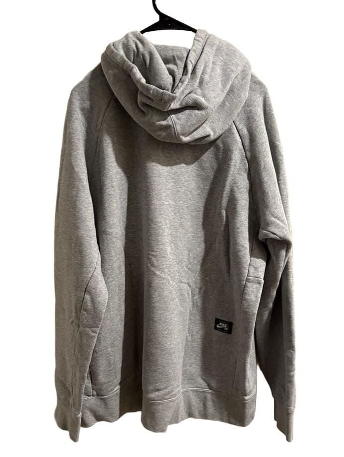 Nike SB Pullover Hoodie Grey Heather 4