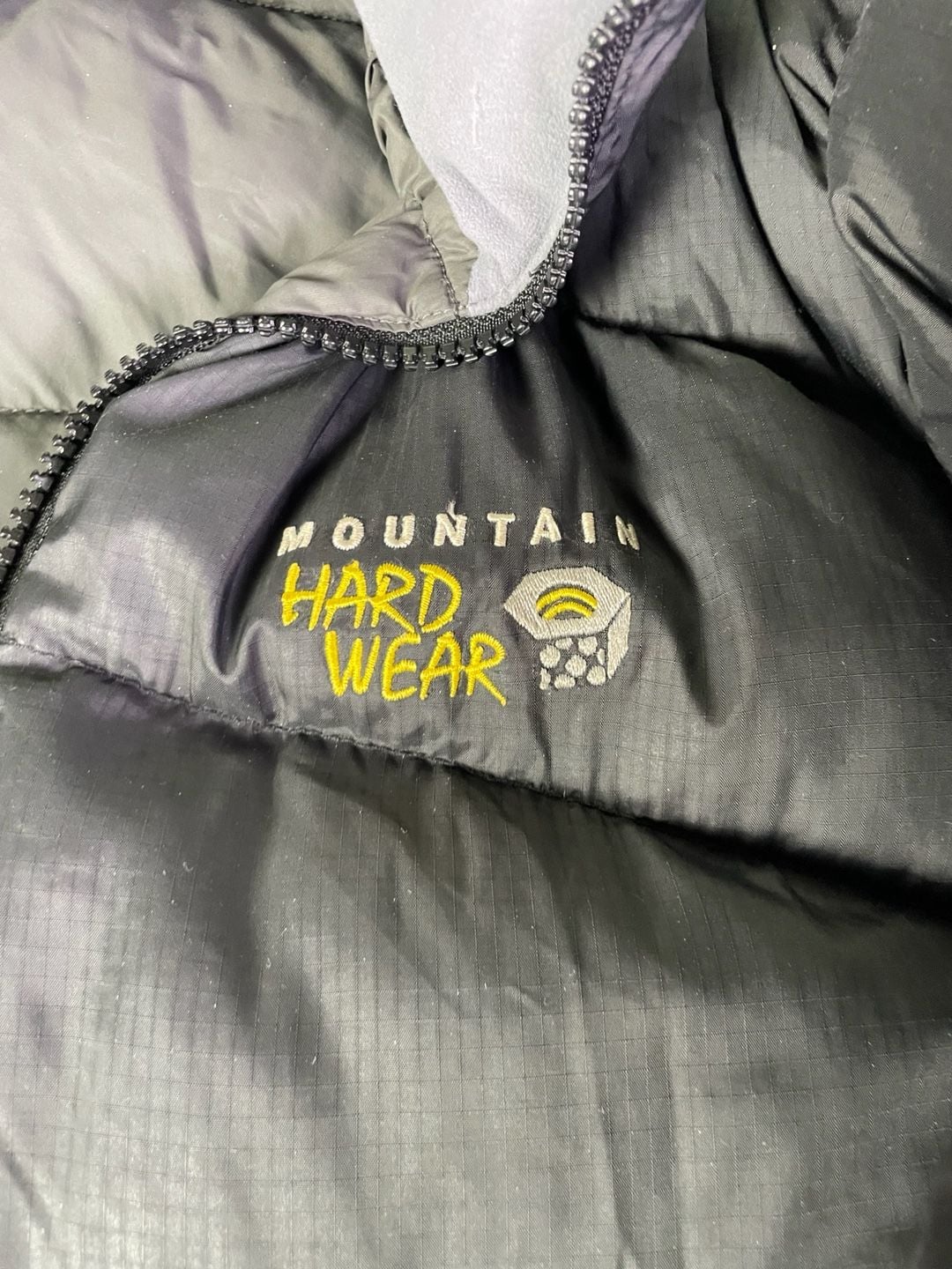 Mountain Hardwear Puffer Jacket Size XS Black Down Hooded 8