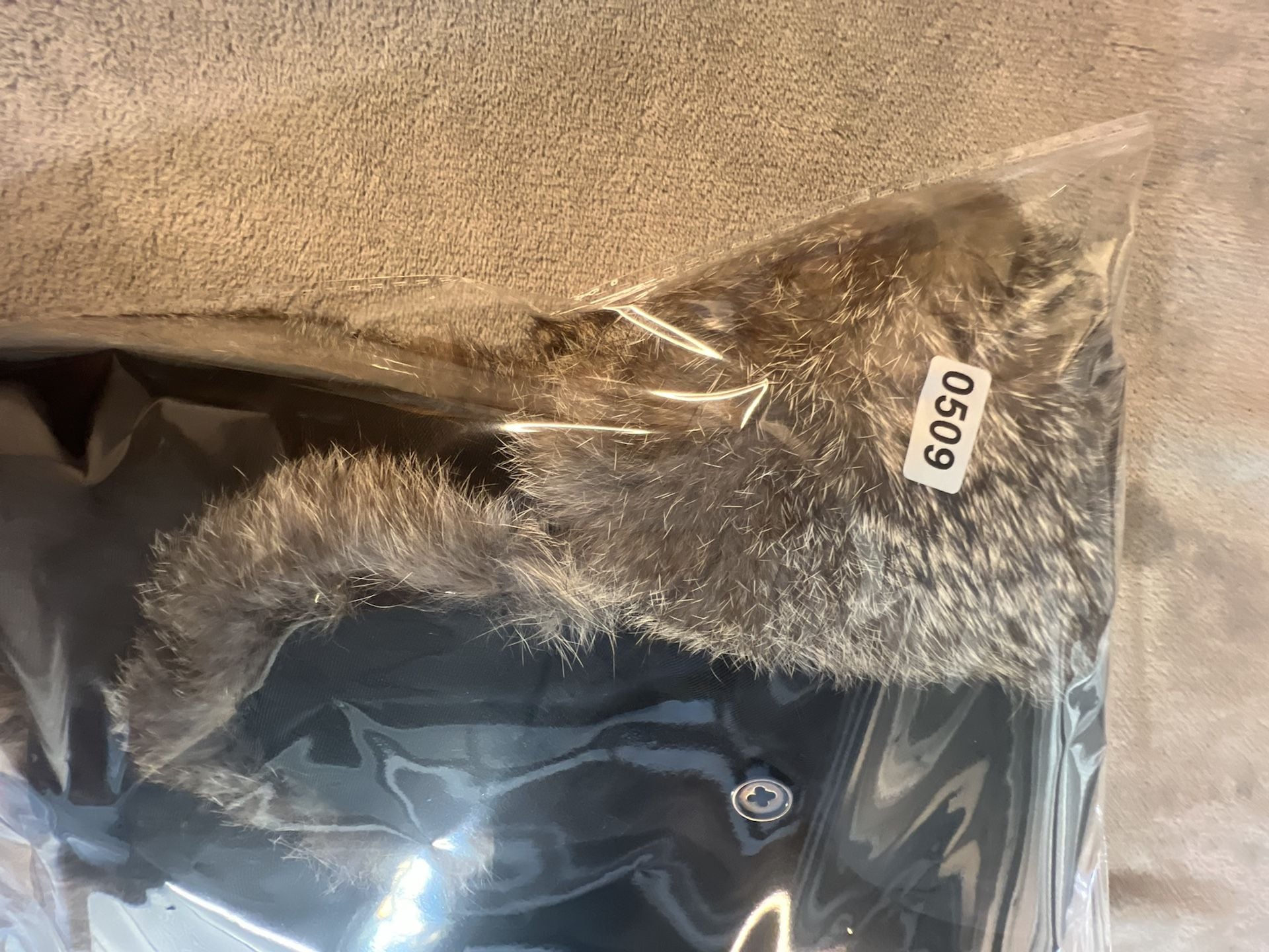 Yukon Tracks Trapper Hat Size L Black Genuine Fur Winter Bomber Earflap 8