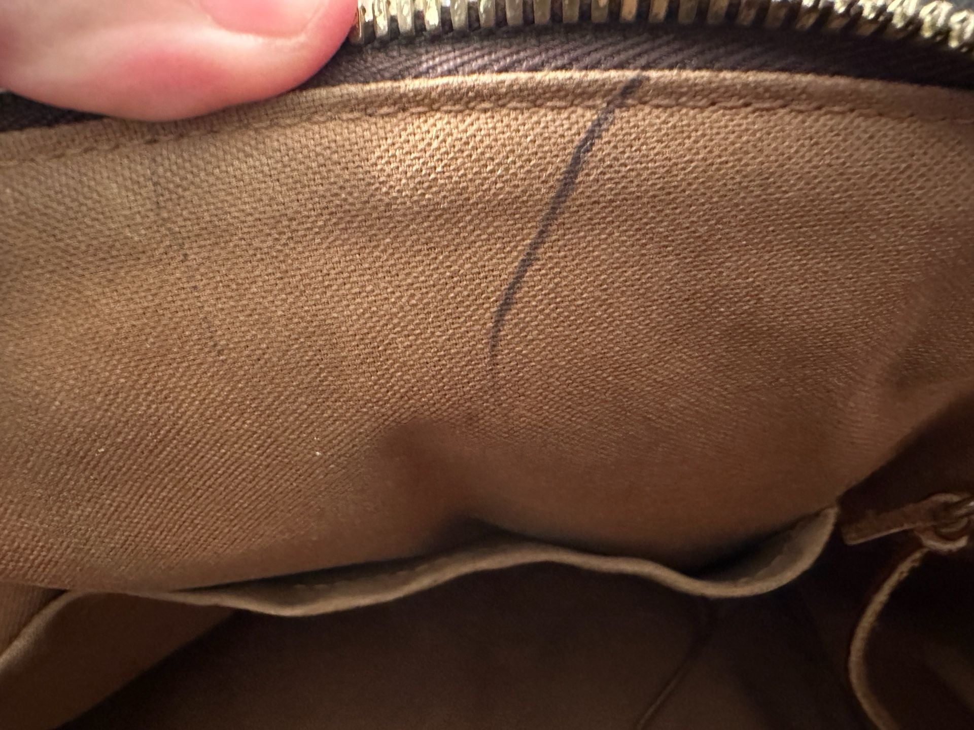 Vintage Louis Vuitton Tivoli Monogram Shoulder Bag  9