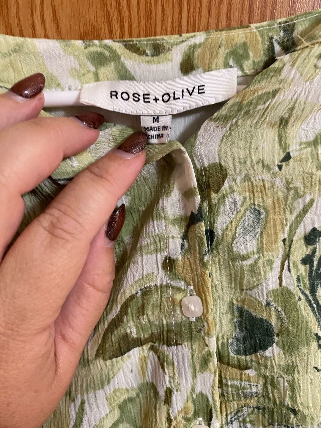 Rose + Olive Blouse Size M Green Floral Long Sleeve Button Down Top 3